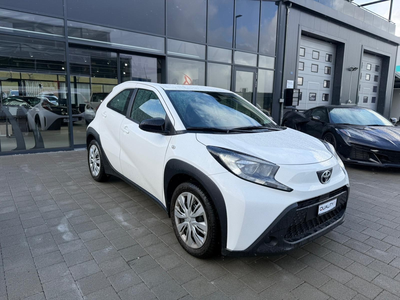 TOYOTA Aygo X 1.0 VVT-i Style-image-2