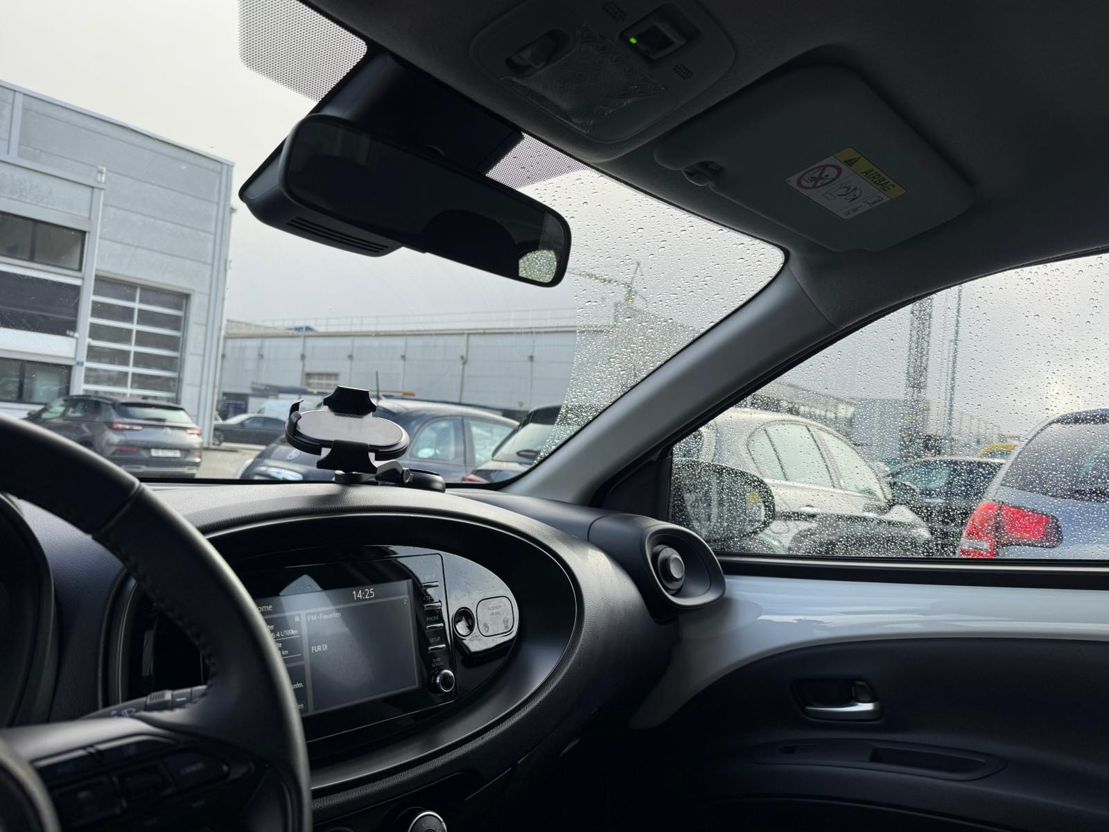 TOYOTA Aygo X 1.0 VVT-i Style-image-18