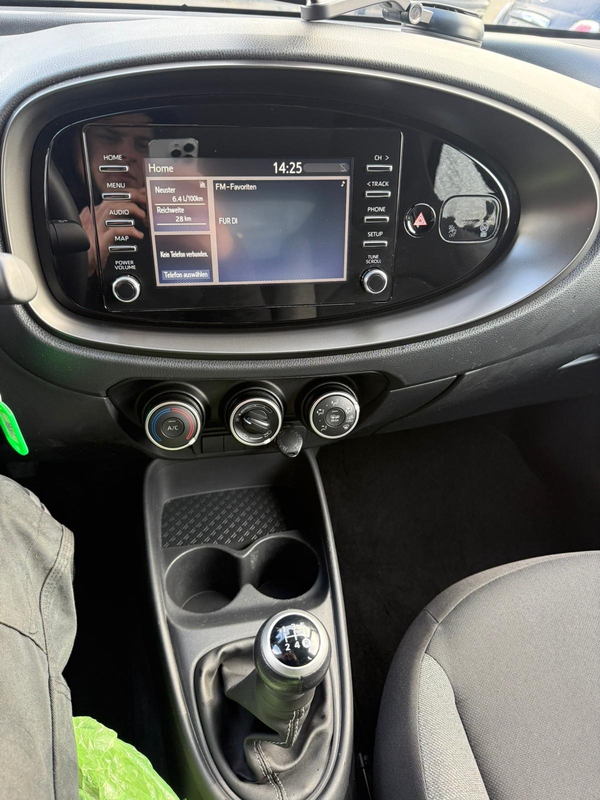 TOYOTA Aygo X 1.0 VVT-i Style-image-19