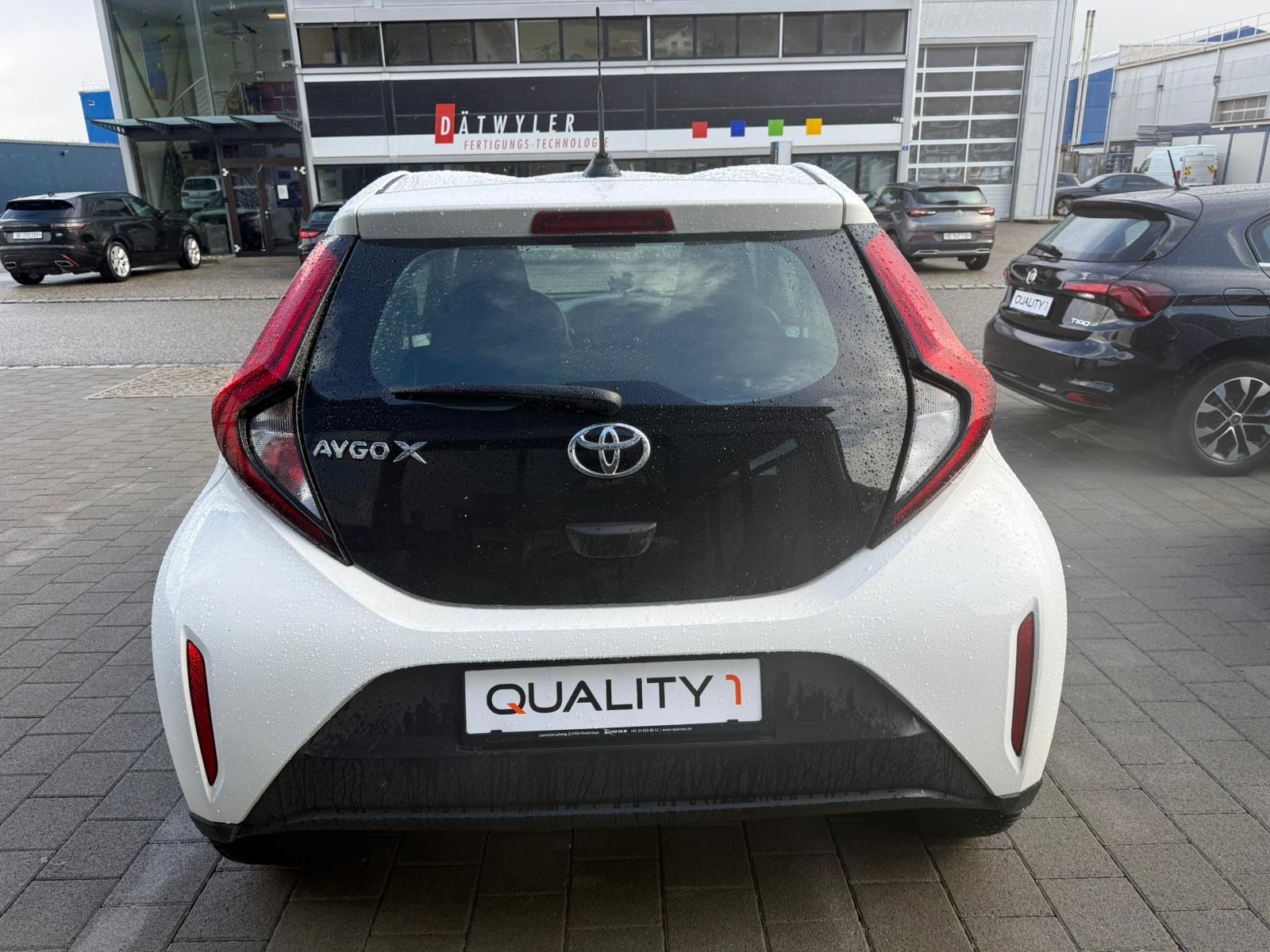 TOYOTA Aygo X 1.0 VVT-i Style-image-7