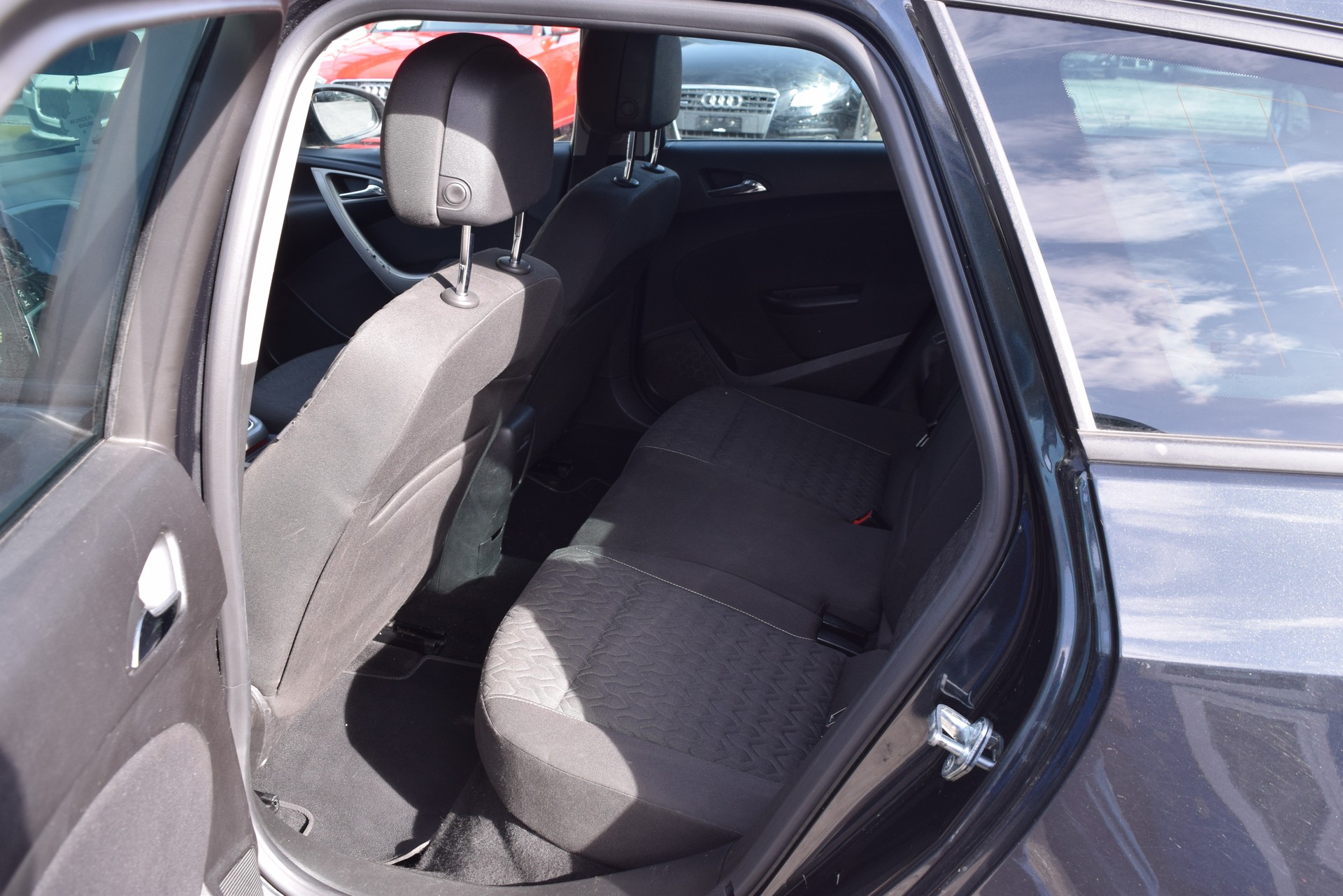 OPEL Astra SportsTourer 1.4i 16V Turbo Drive-image-14