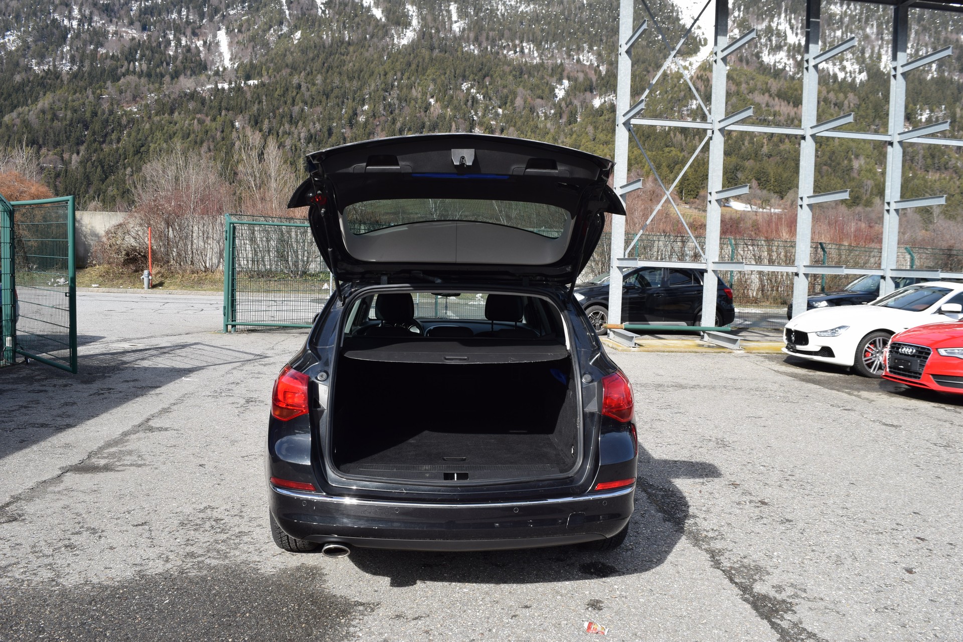 OPEL Astra SportsTourer 1.4i 16V Turbo Drive-image-6