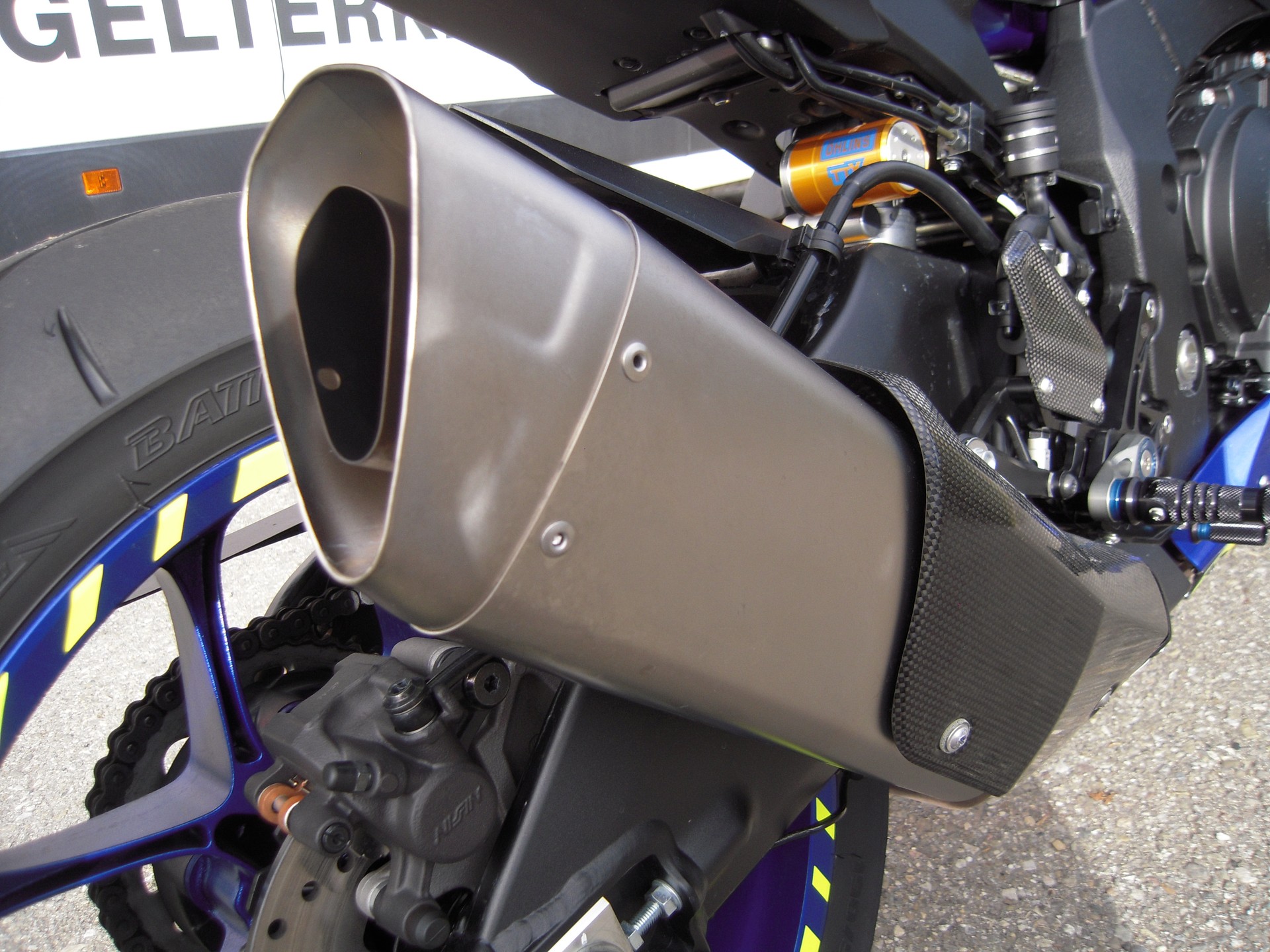 YAMAHA YZF-R1 ABS-image-8