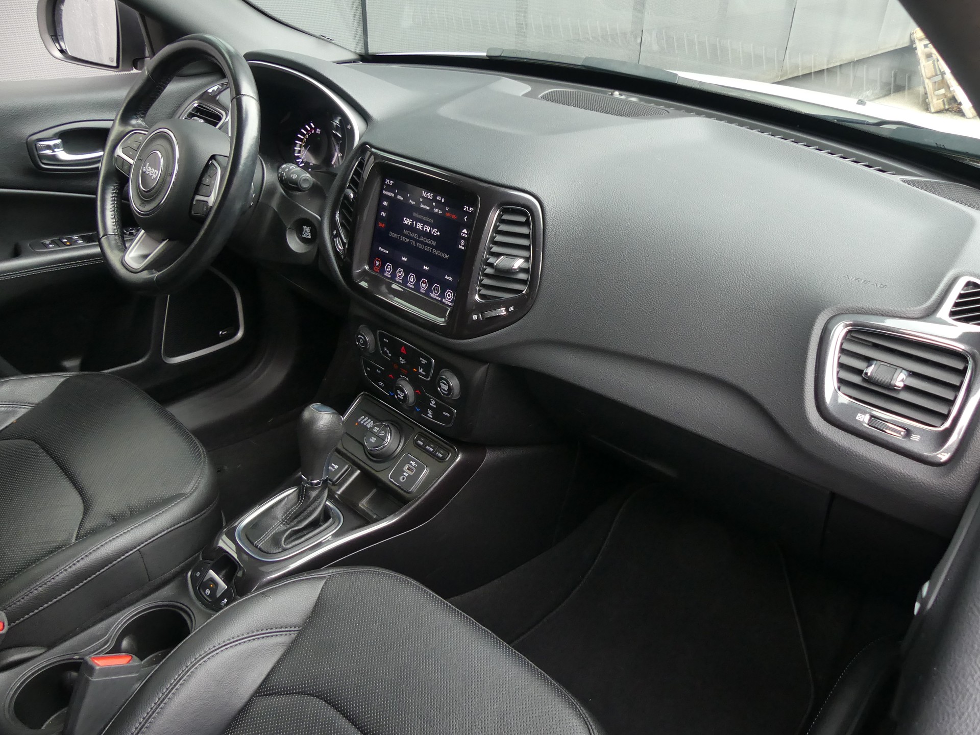 JEEP Compass 1.3 PHEV S AWD-image-8