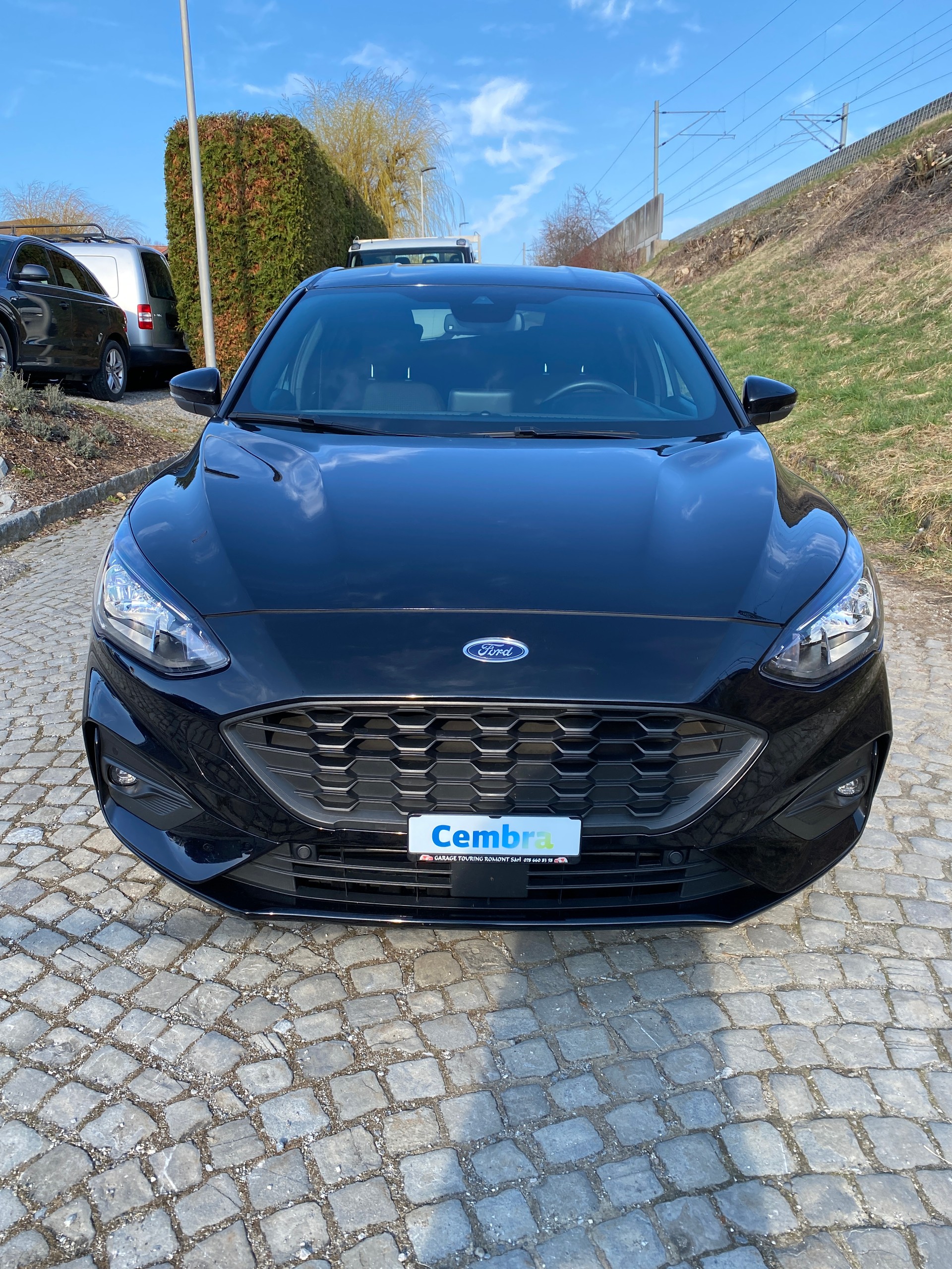 FORD Focus 1.0 SCTi ST Line Automatic-image-3