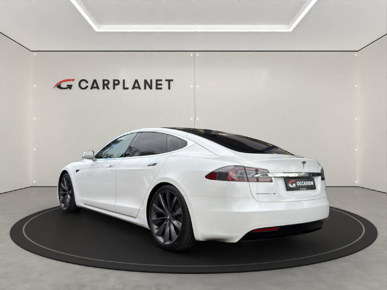 TESLA Model S 90 D-image-3