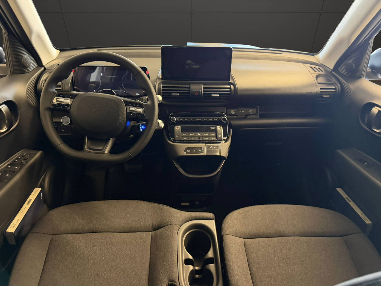 HYUNDAI Inster Electric Amplia-image-3