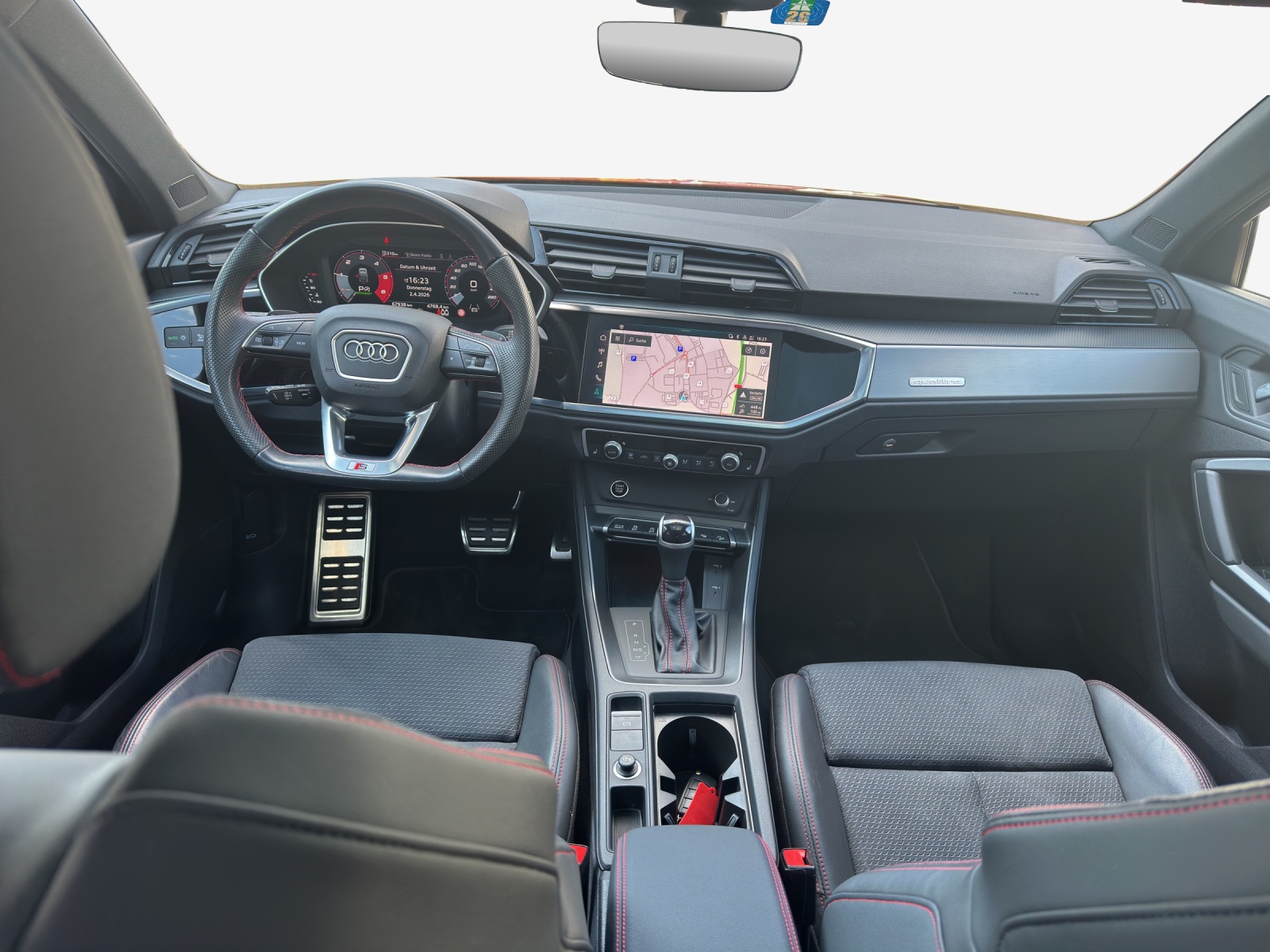 AUDI Q3 Sportback 40 TDI S line quattro S-tronic-image-8
