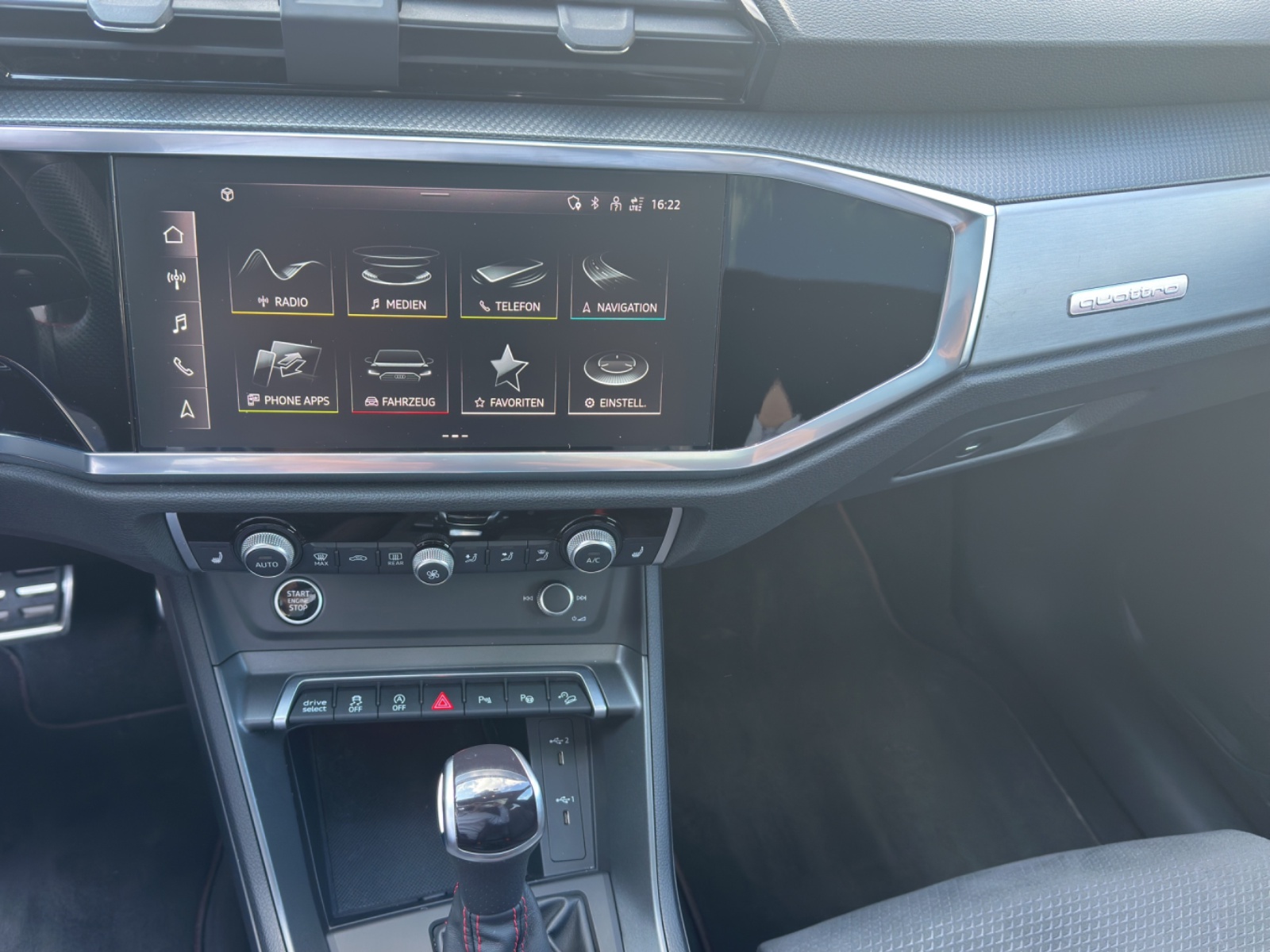 AUDI Q3 Sportback 40 TDI S line quattro S-tronic-image-10