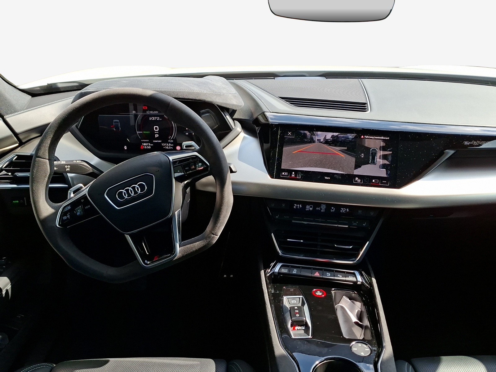 AUDI RS e-tron GT quattro-image-9