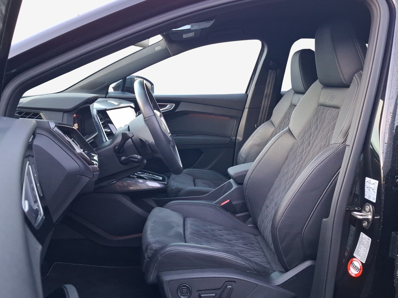 AUDI Q4 Sportback e-tron 50 quattro-image-8