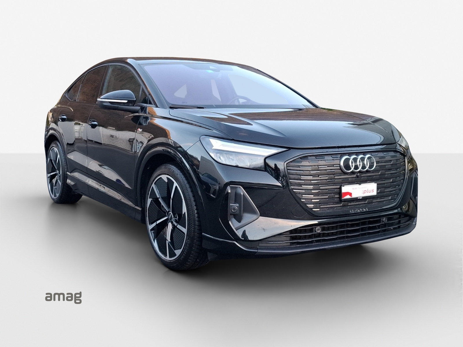 AUDI Q4 Sportback e-tron 50 quattro-image-6