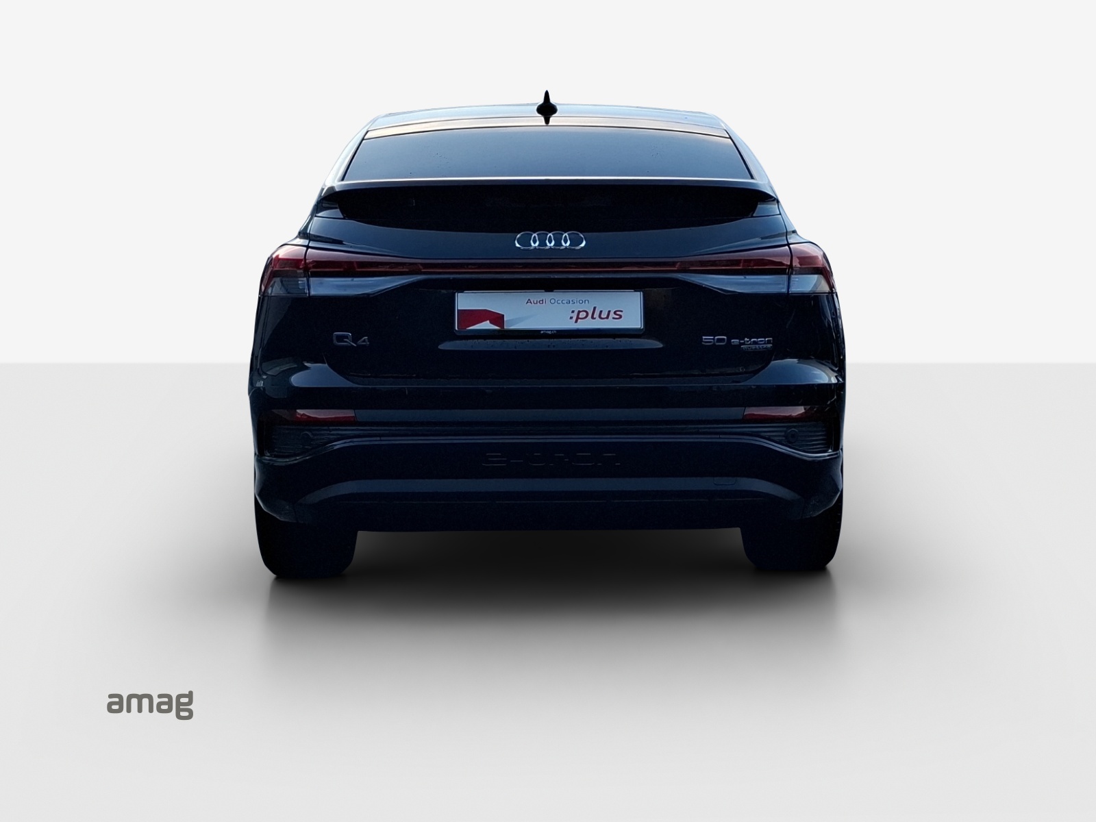 AUDI Q4 Sportback e-tron 50 quattro-image-4