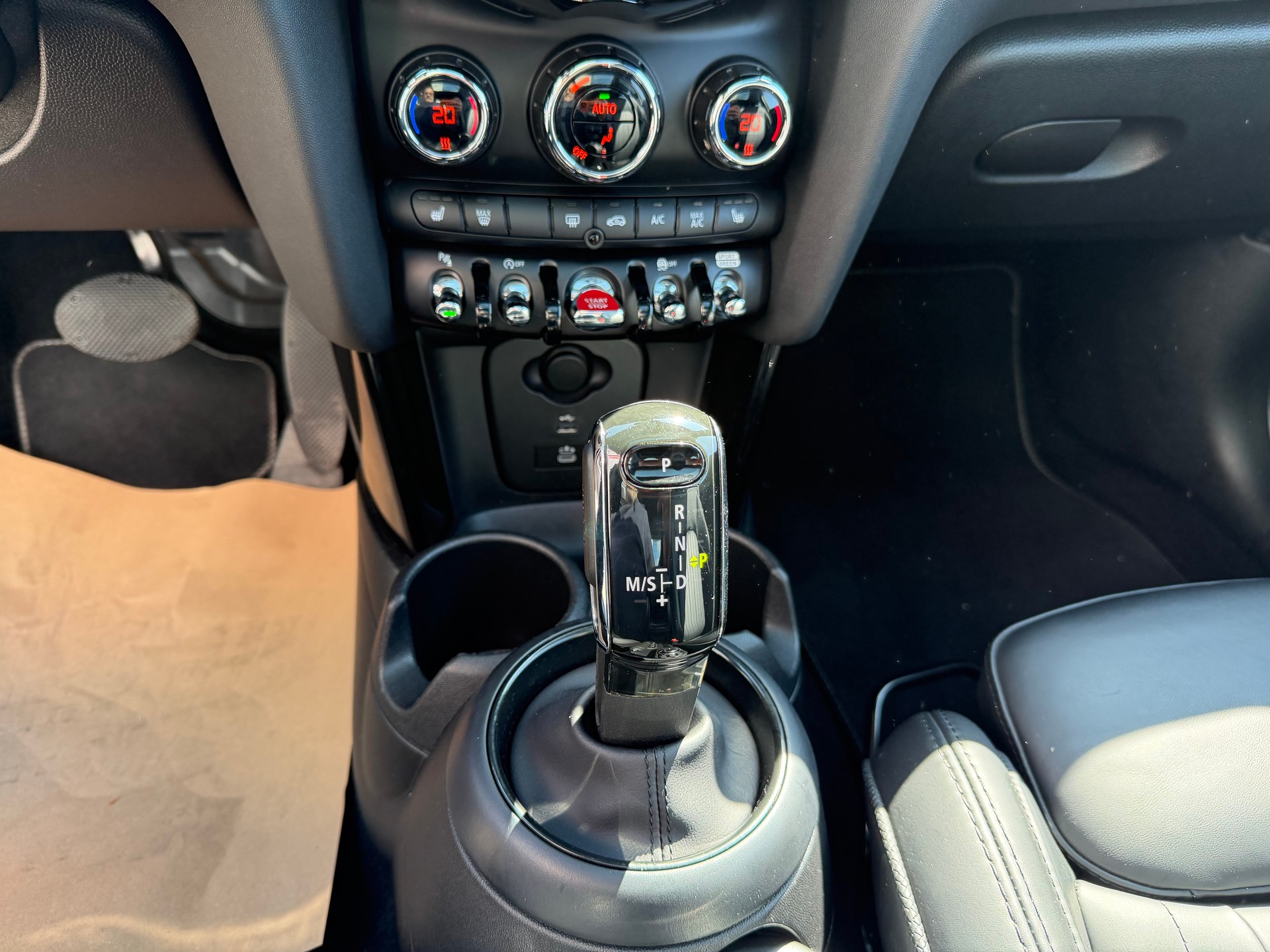 MINI Cooper S Trafalgar Edition Steptronic DKG-image-11