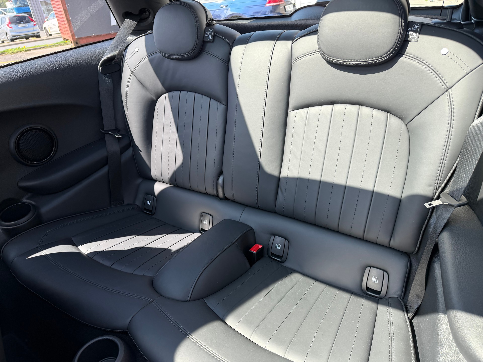 MINI Cooper S Trafalgar Edition Steptronic DKG-image-5