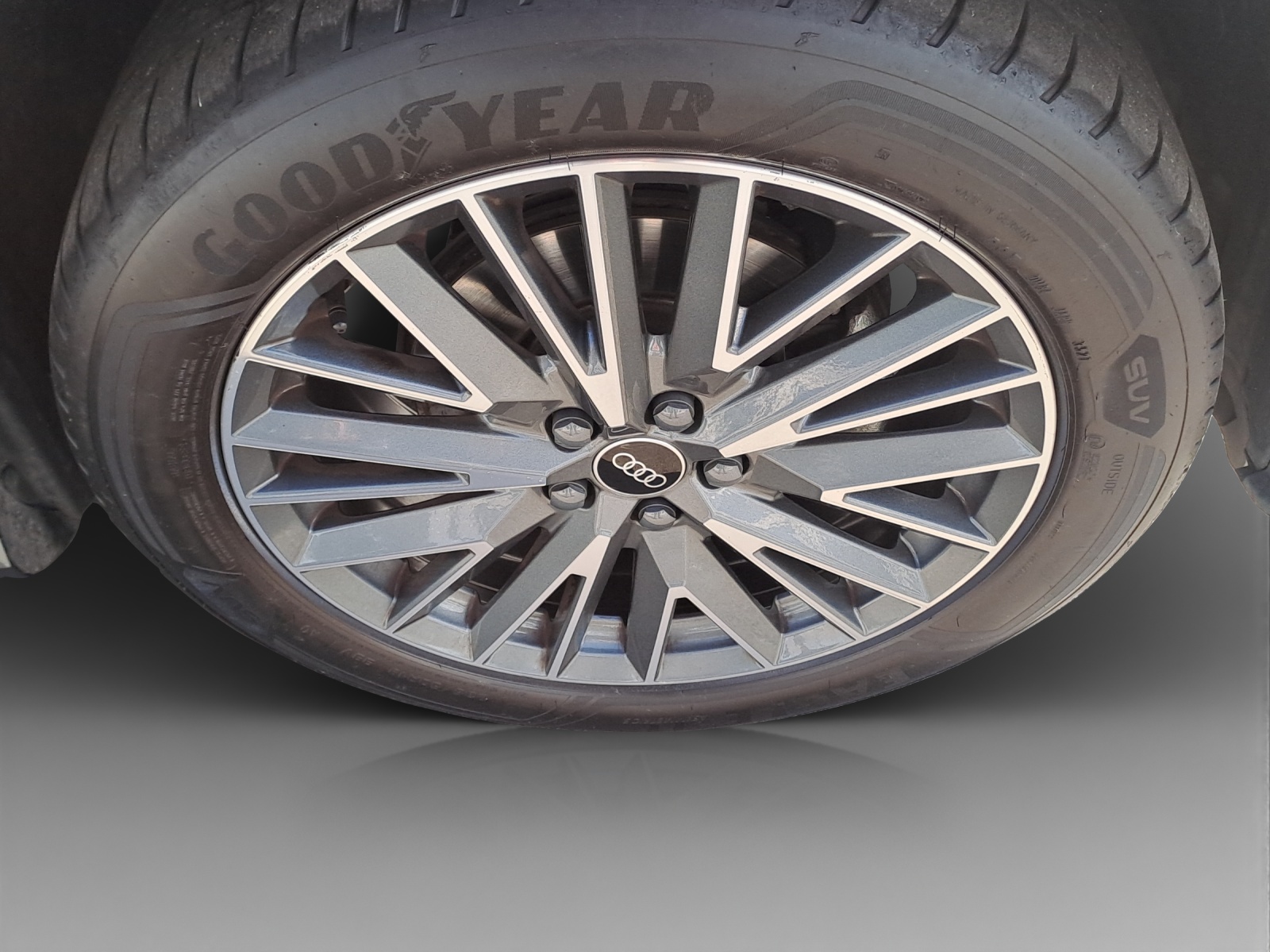 AUDI Q3 35 TFSI S line Attraction S-tronic-image-14
