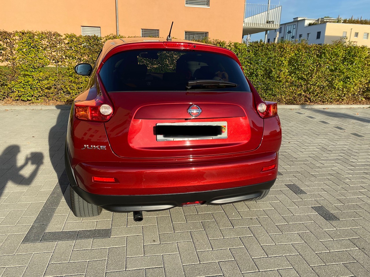 NISSAN Juke 1.6 DIG-T tekna 4x4 Xtronic M-CVT-image-3