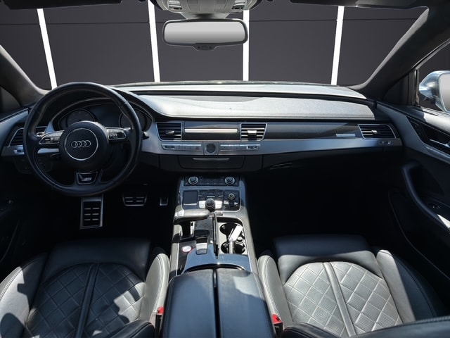 AUDI S8 4.0 TFSI V8 quattro tiptronic-image-31