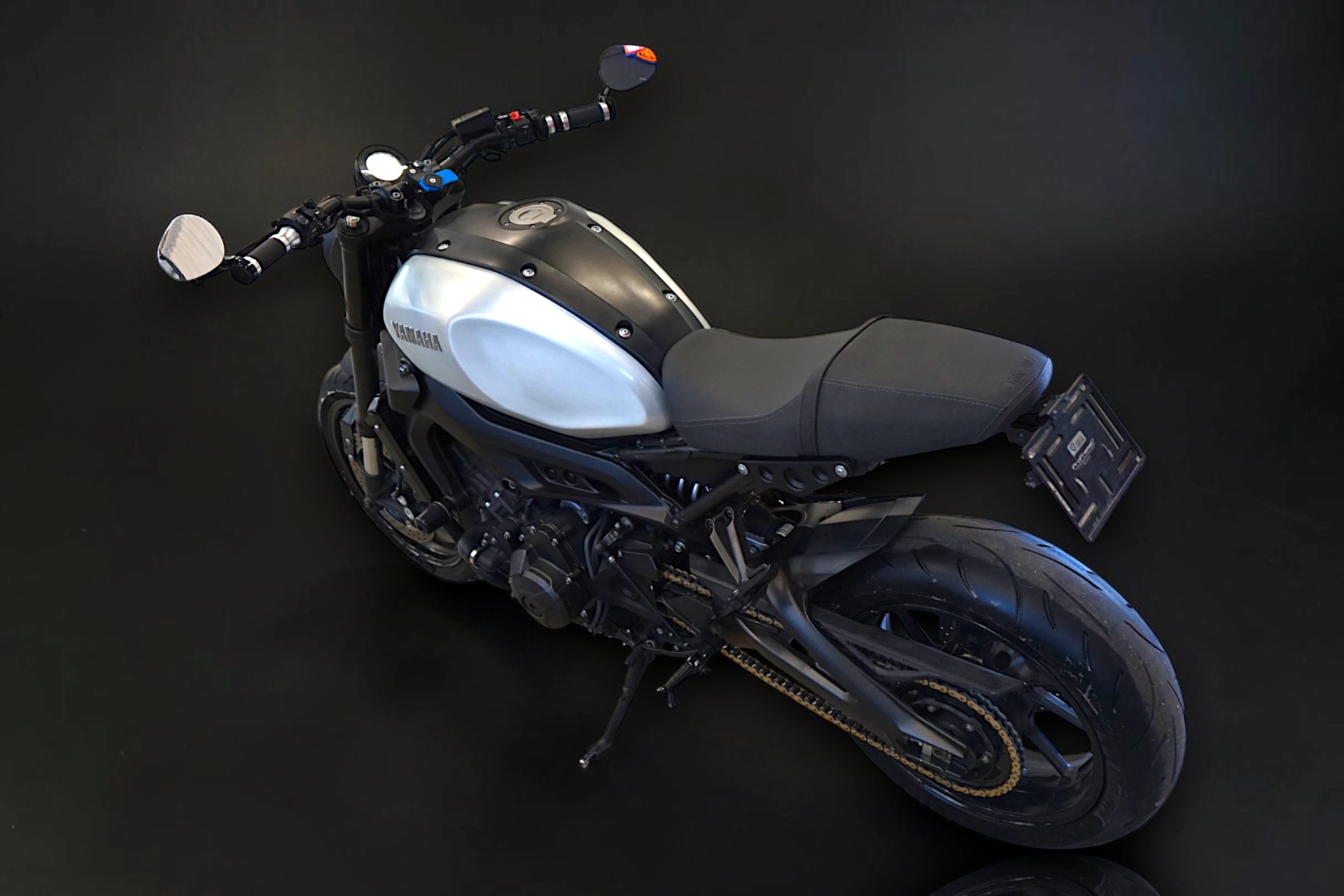 YAMAHA XSR 900-image-3
