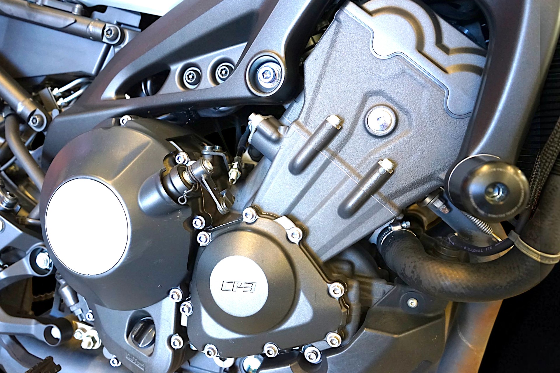 YAMAHA XSR 900-image-7