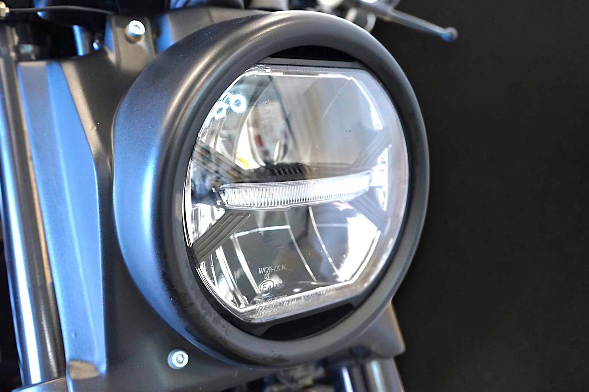 YAMAHA XSR 900-image-12