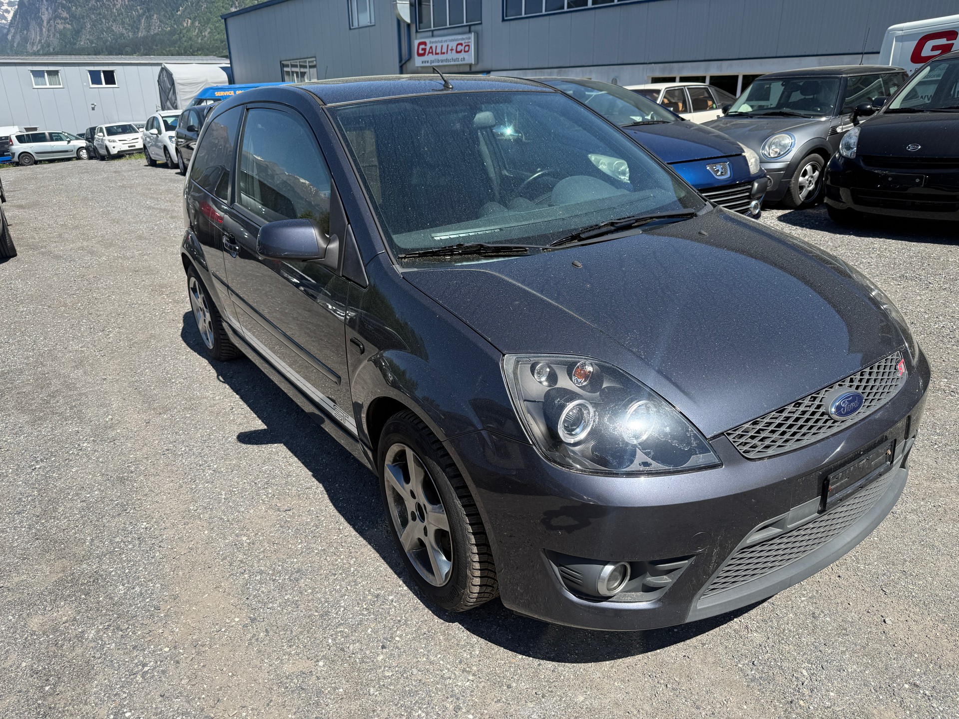 FORD Fiesta 2.0 16V ST-image-2