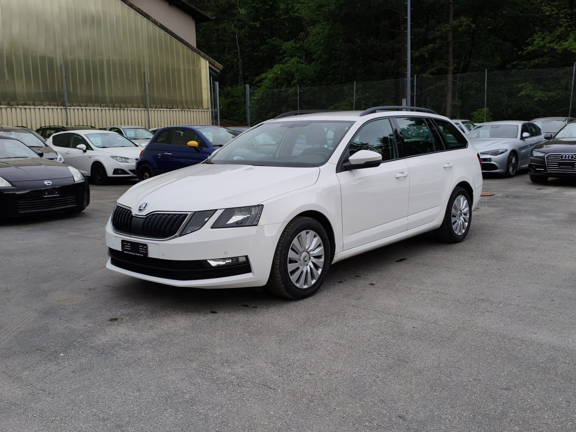 SKODA Octavia Combi 2.0 TDI Ambition 4x4-image-8