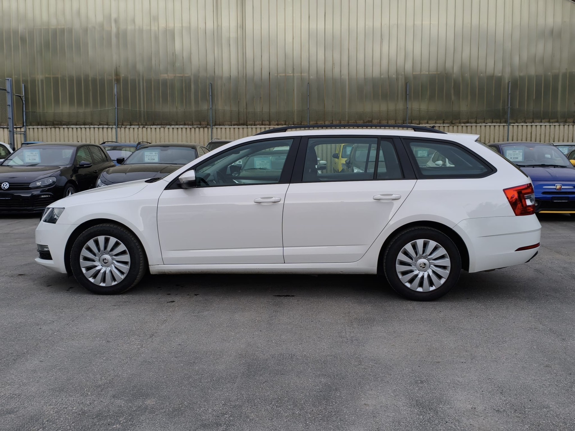 SKODA Octavia Combi 2.0 TDI Ambition 4x4-image-7