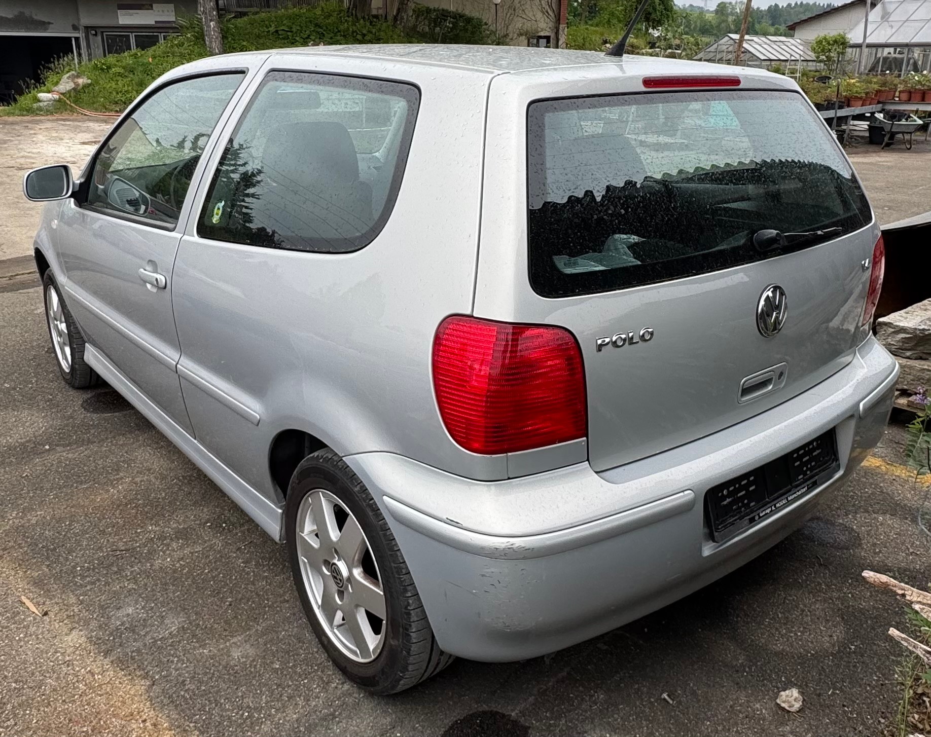 VW Polo 75 Comfortline-showroom-element-2