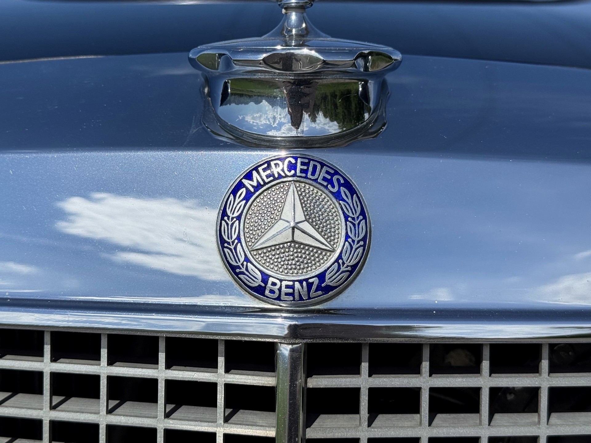 MERCEDES-BENZ 280 SE 3.5 Cabriolet-image-21