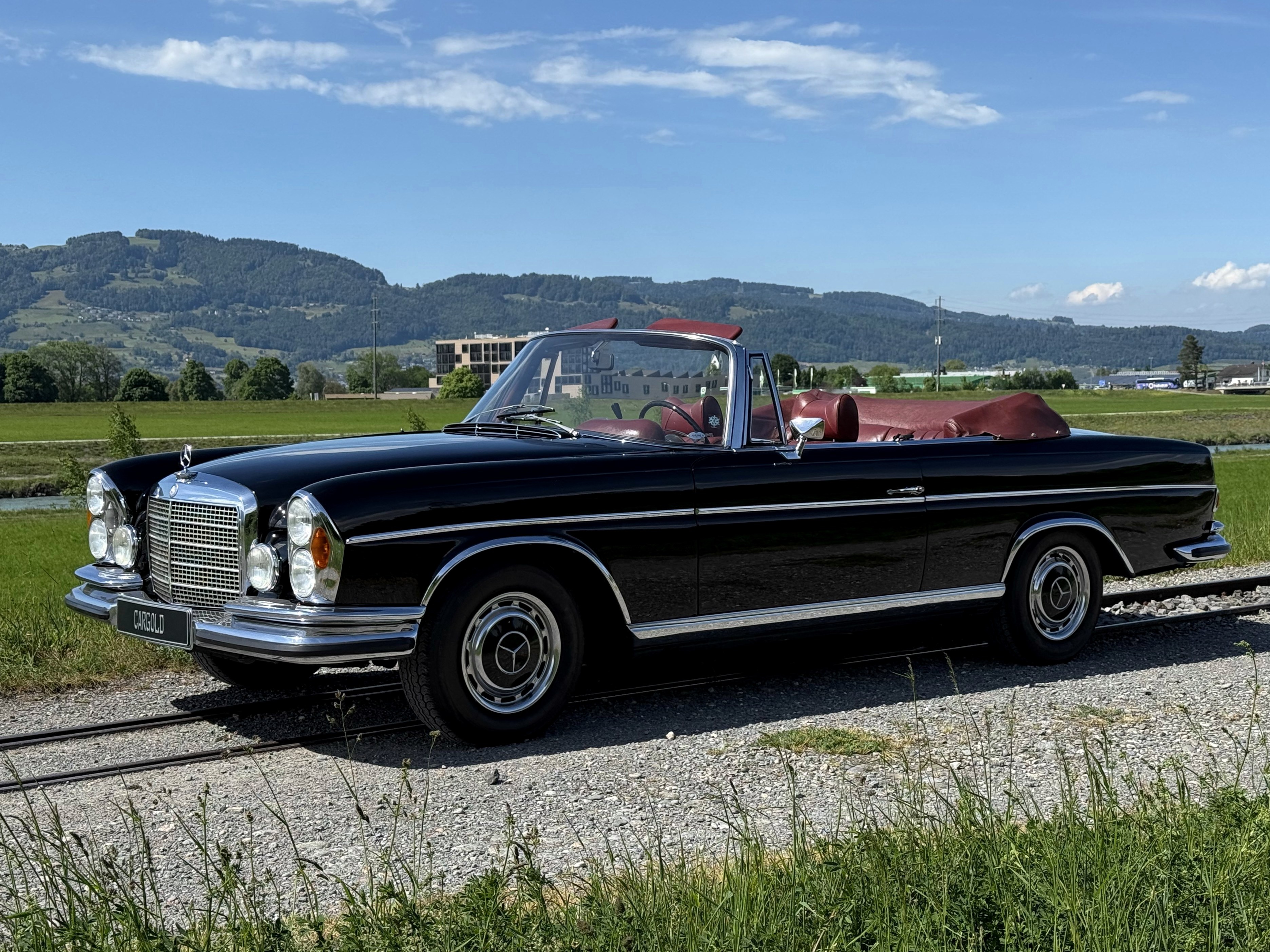 MERCEDES-BENZ 280 SE 3.5 Cabriolet — slika 1