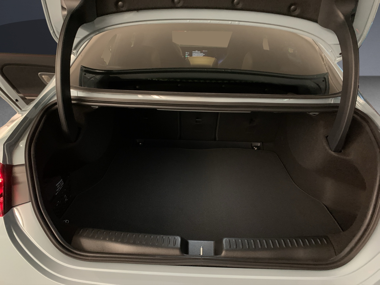 MERCEDES-BENZ CLA 200 4MATIC-image-11