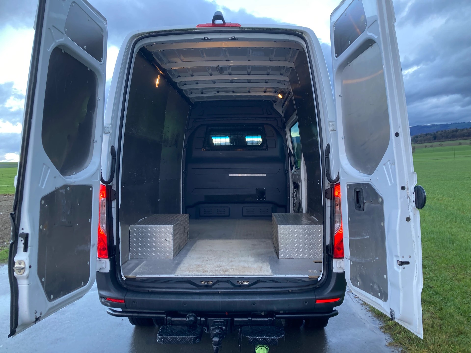 MERCEDES-BENZ Sprinter 516 CDI Standard 7G-TRONIC 4x4 Reduziert **Anhängerkupplung 3.5t**-image-6