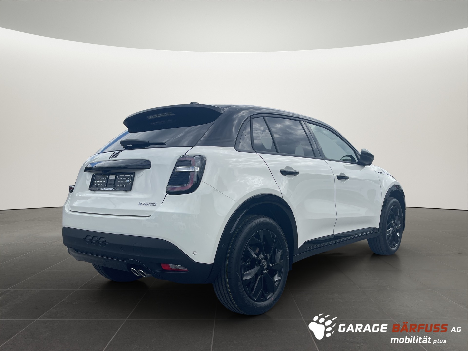 FIAT 600 1.2 Hybrid 145 Sport-image-4