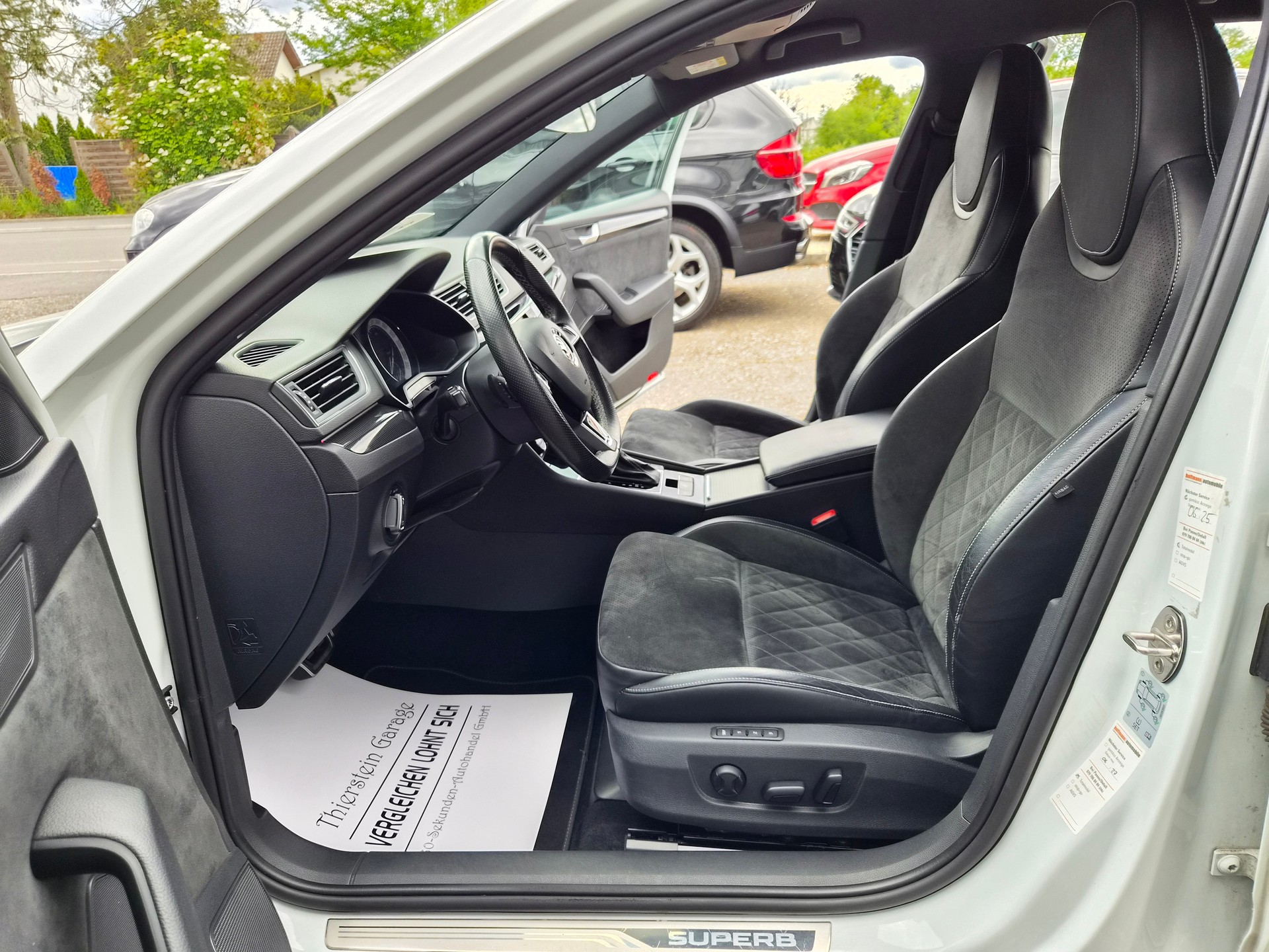 SKODA Superb Combi 2.0 TDi Sport Line 4x4 DSG-image-7