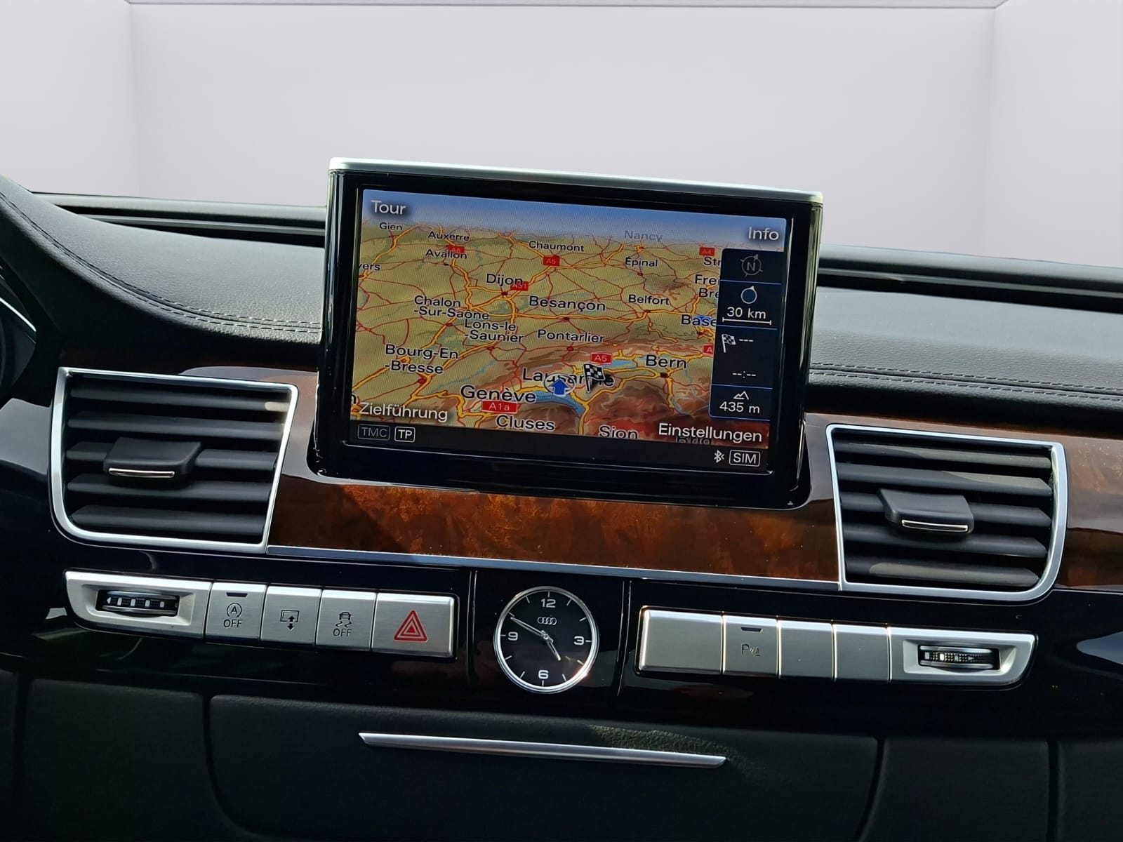 AUDI A8 3.0 TDI ultra quattro tiptronic-image-16