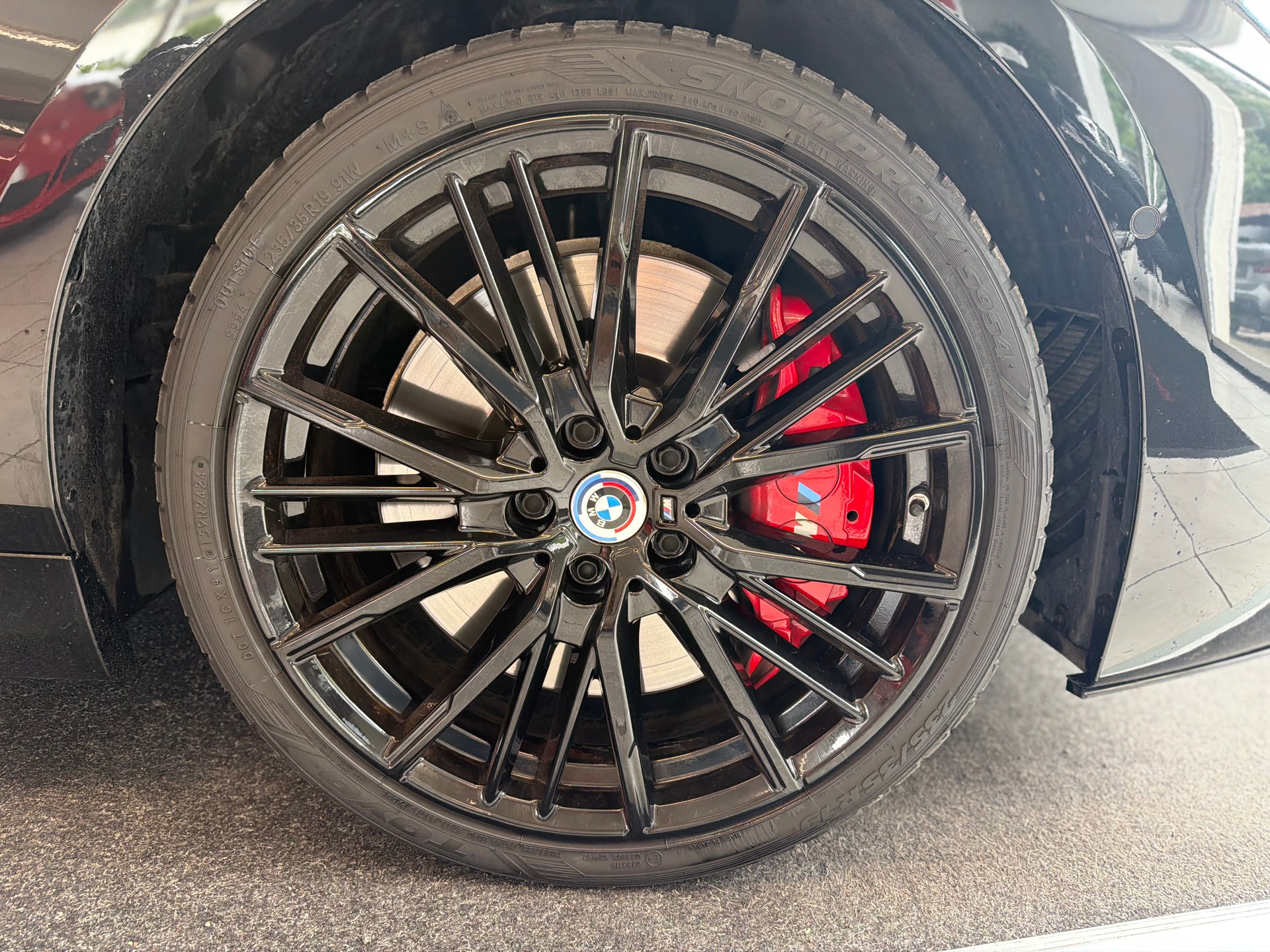 BMW M135i xDrive M Sport Pro Steptronic Edition-image-17