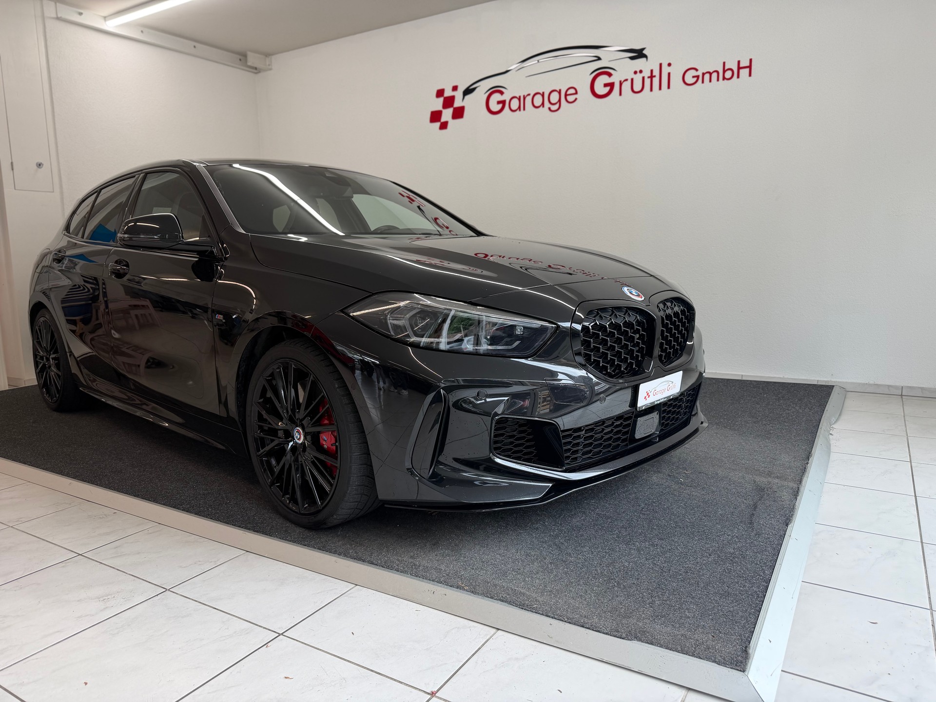 BMW M135i xDrive M Sport Pro Steptronic Edition-image-0