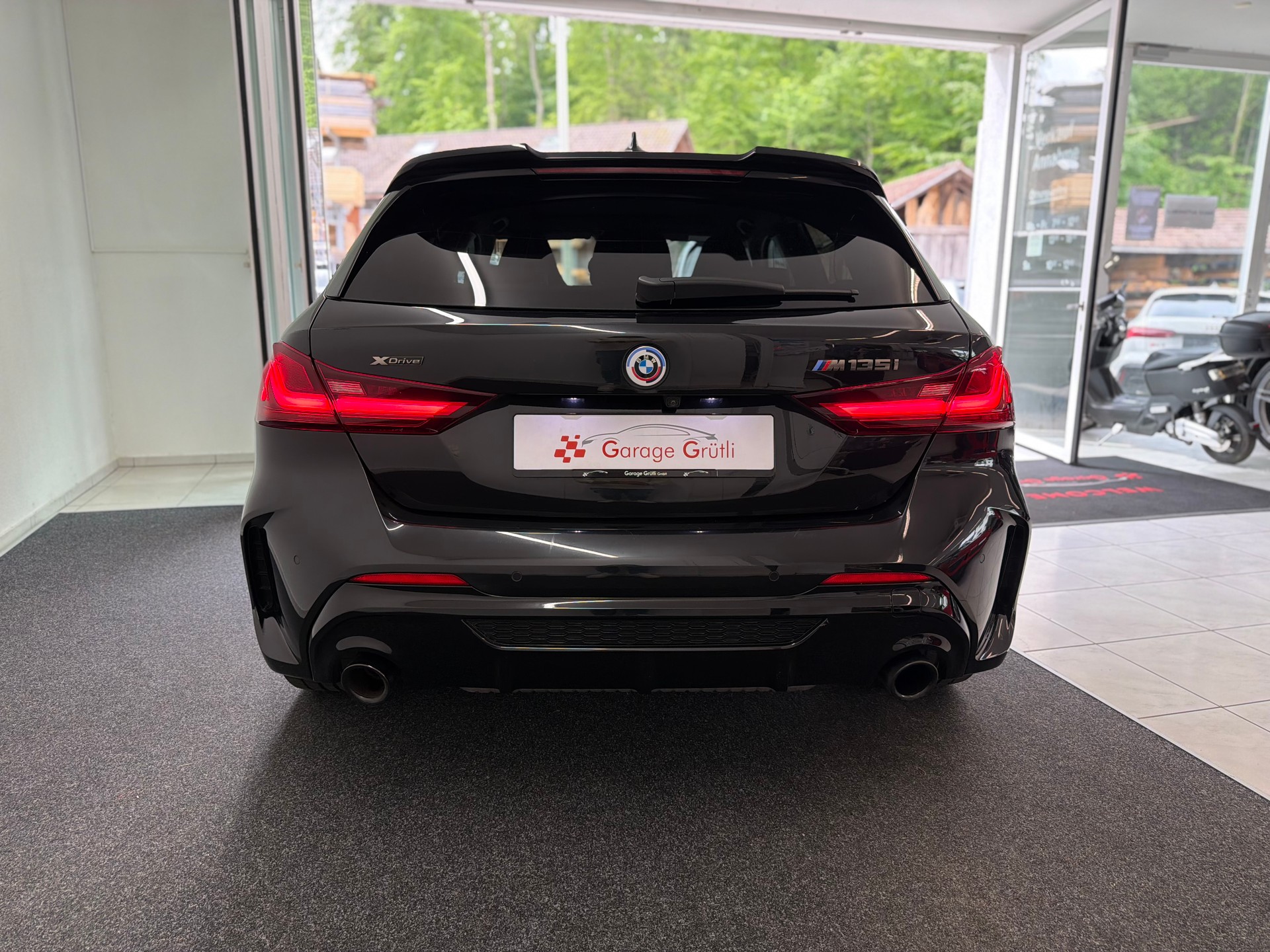 BMW M135i xDrive M Sport Pro Steptronic Edition-image-21