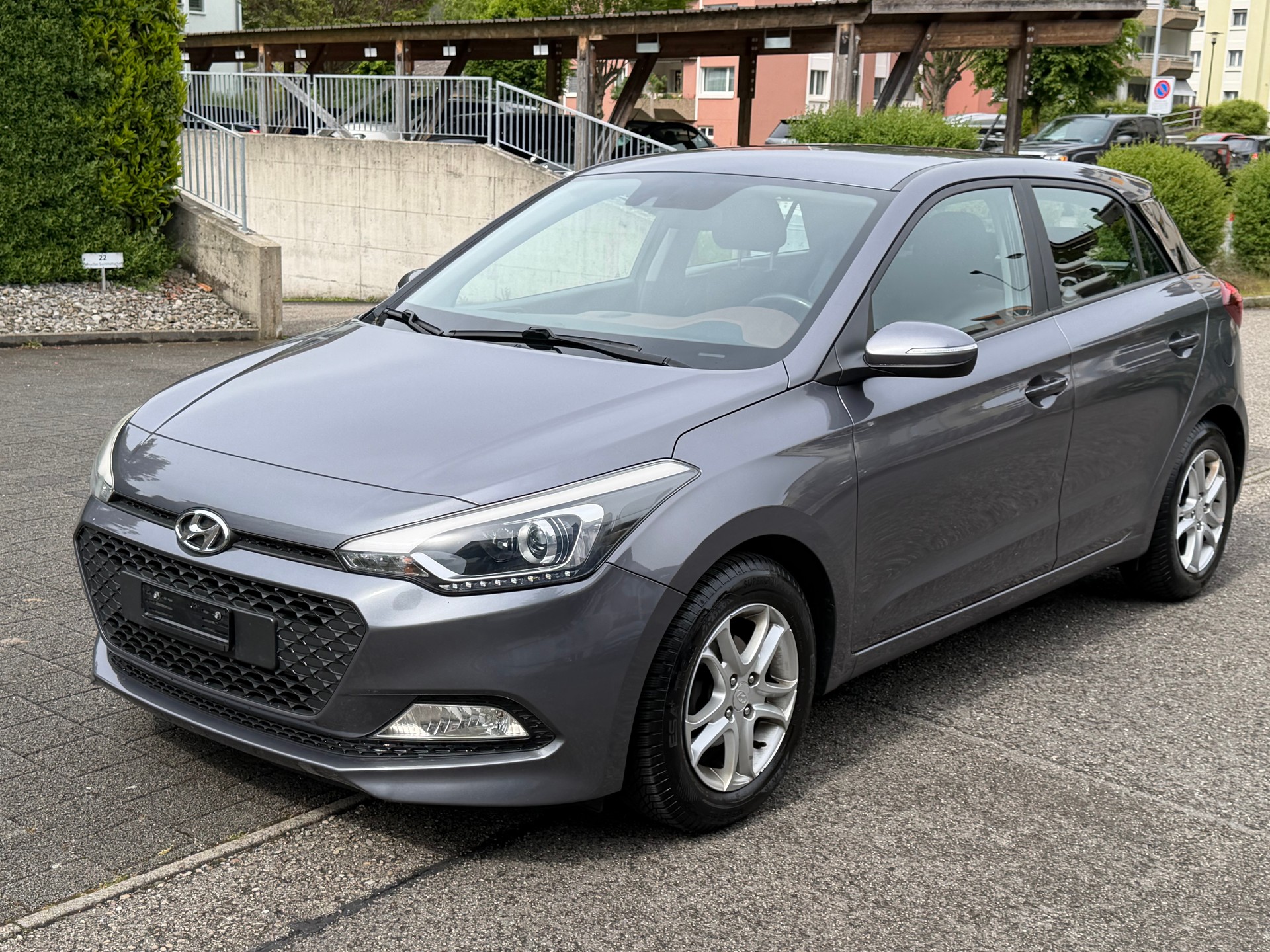 HYUNDAI i20 1.2 Amplia