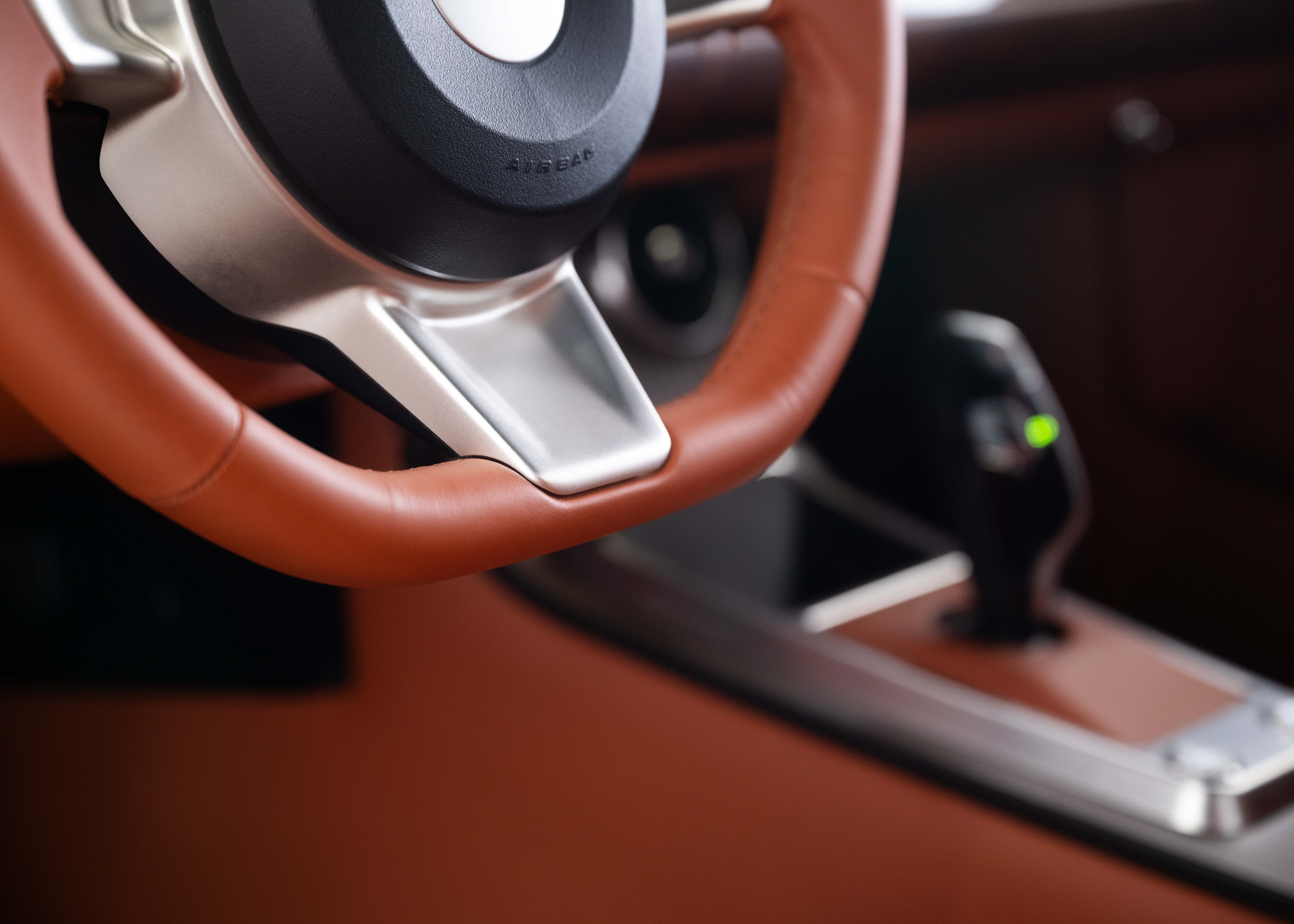 Image MORGAN PLUS-SIX Supersport 3.0 Bespoke (Swiss new car, special custom paint, full options, 42-month factory warranty)
