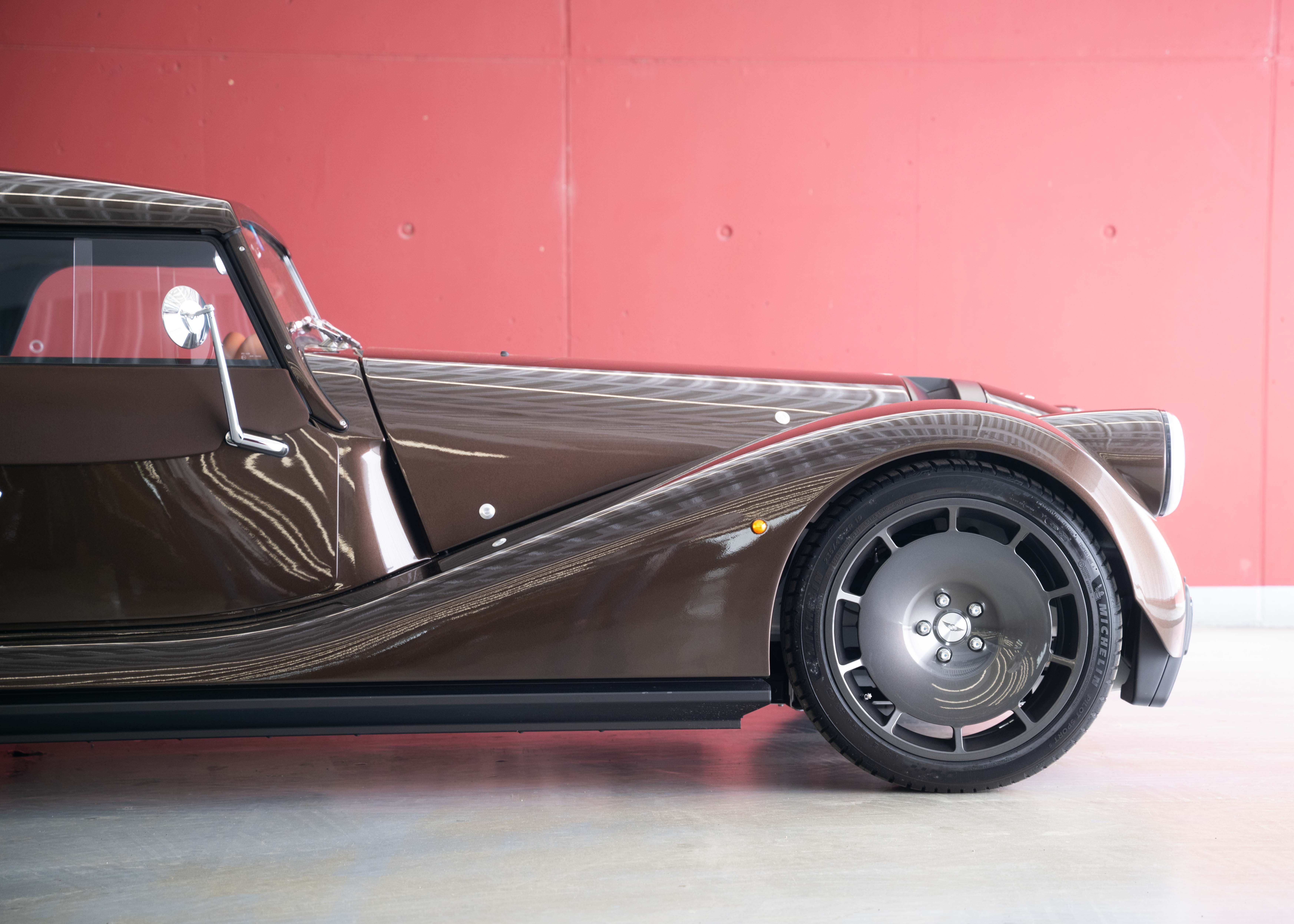Image MORGAN PLUS-SIX Supersport 3.0 Bespoke (Swiss new car, special custom paint, full options, 42-month factory warranty)