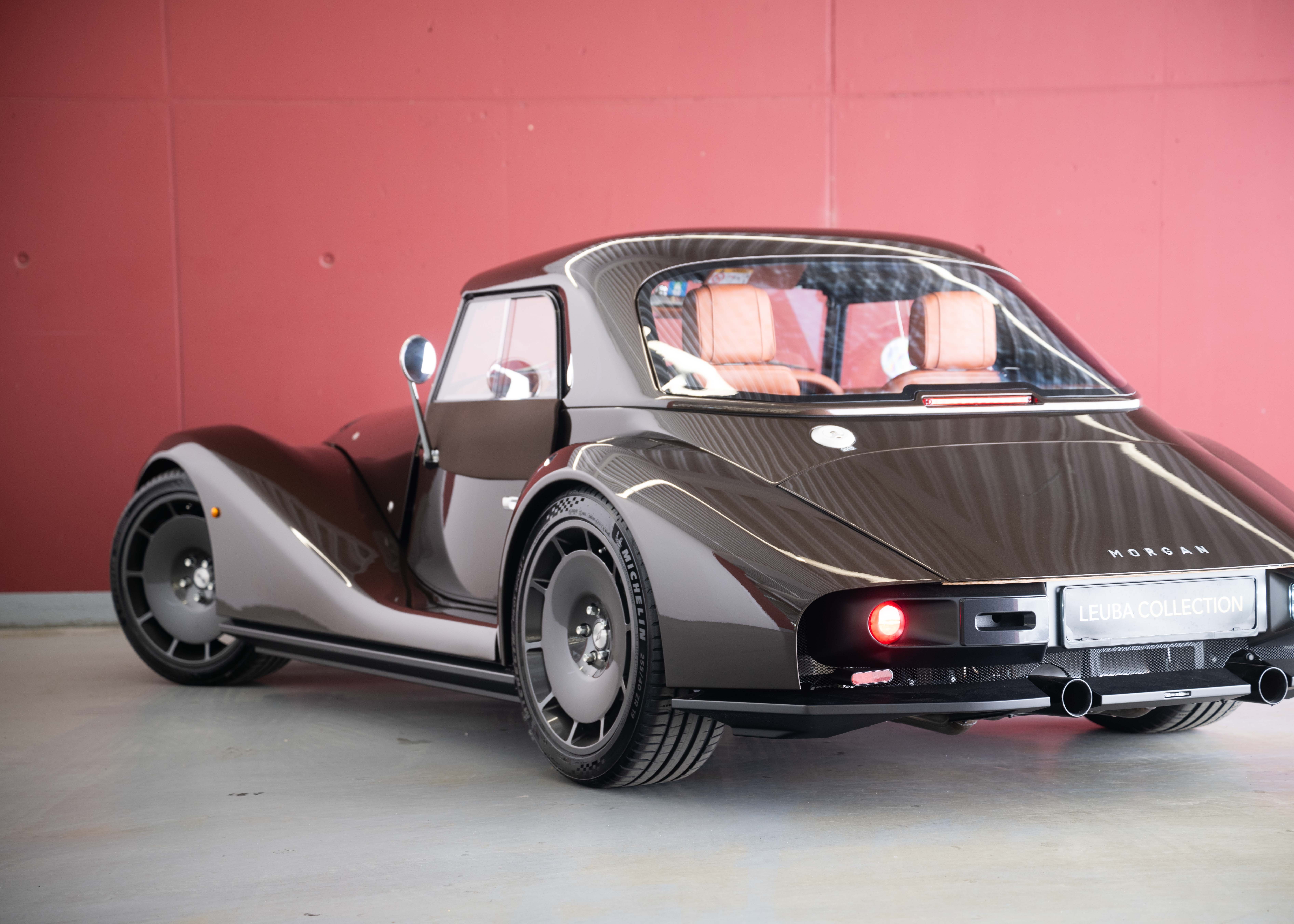 Image MORGAN PLUS-SIX Supersport 3.0 Bespoke (Swiss new car, special custom paint, full options, 42-month factory warranty)