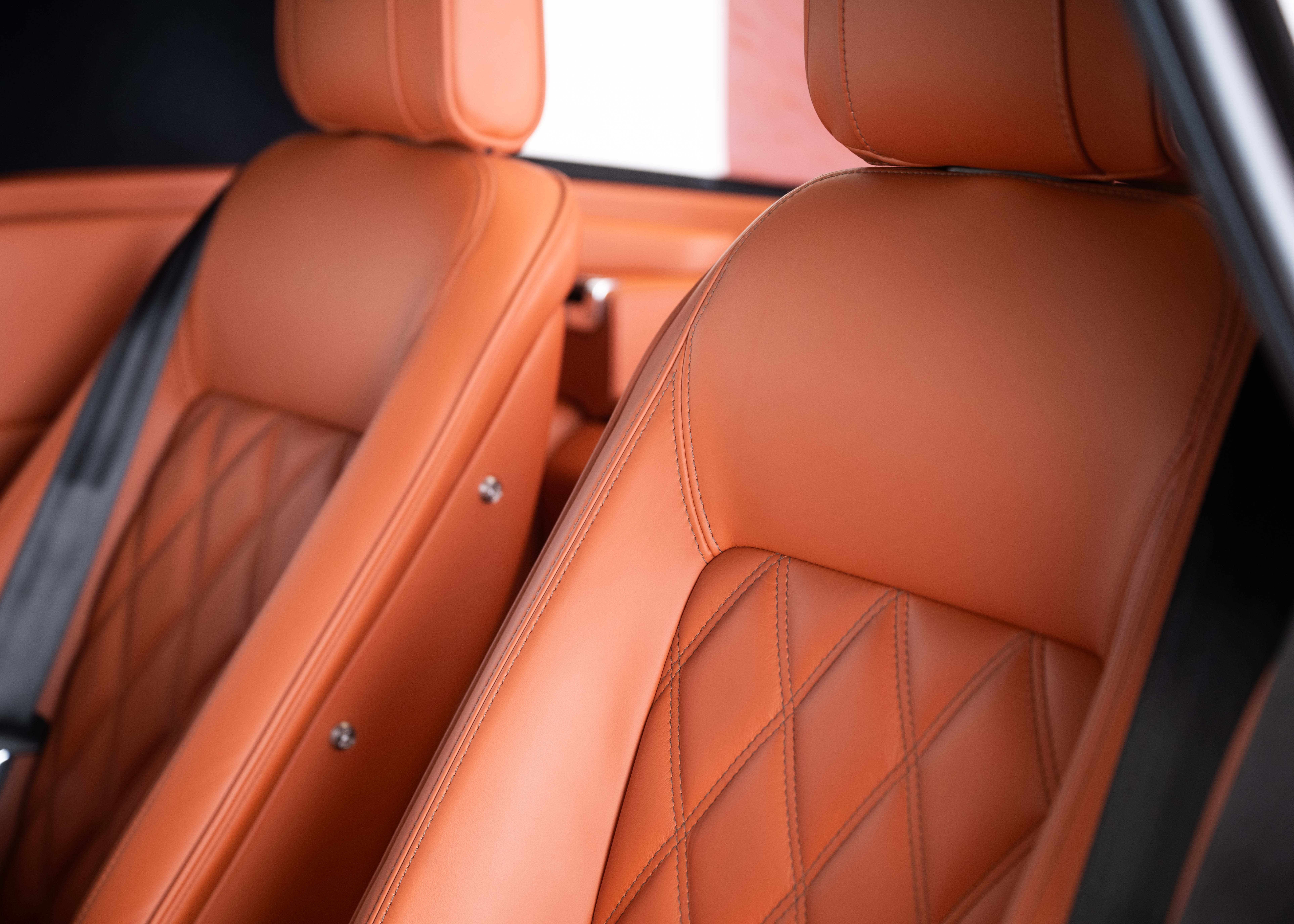 Image MORGAN PLUS-SIX Supersport 3.0 Bespoke (Swiss new car, special custom paint, full options, 42-month factory warranty)