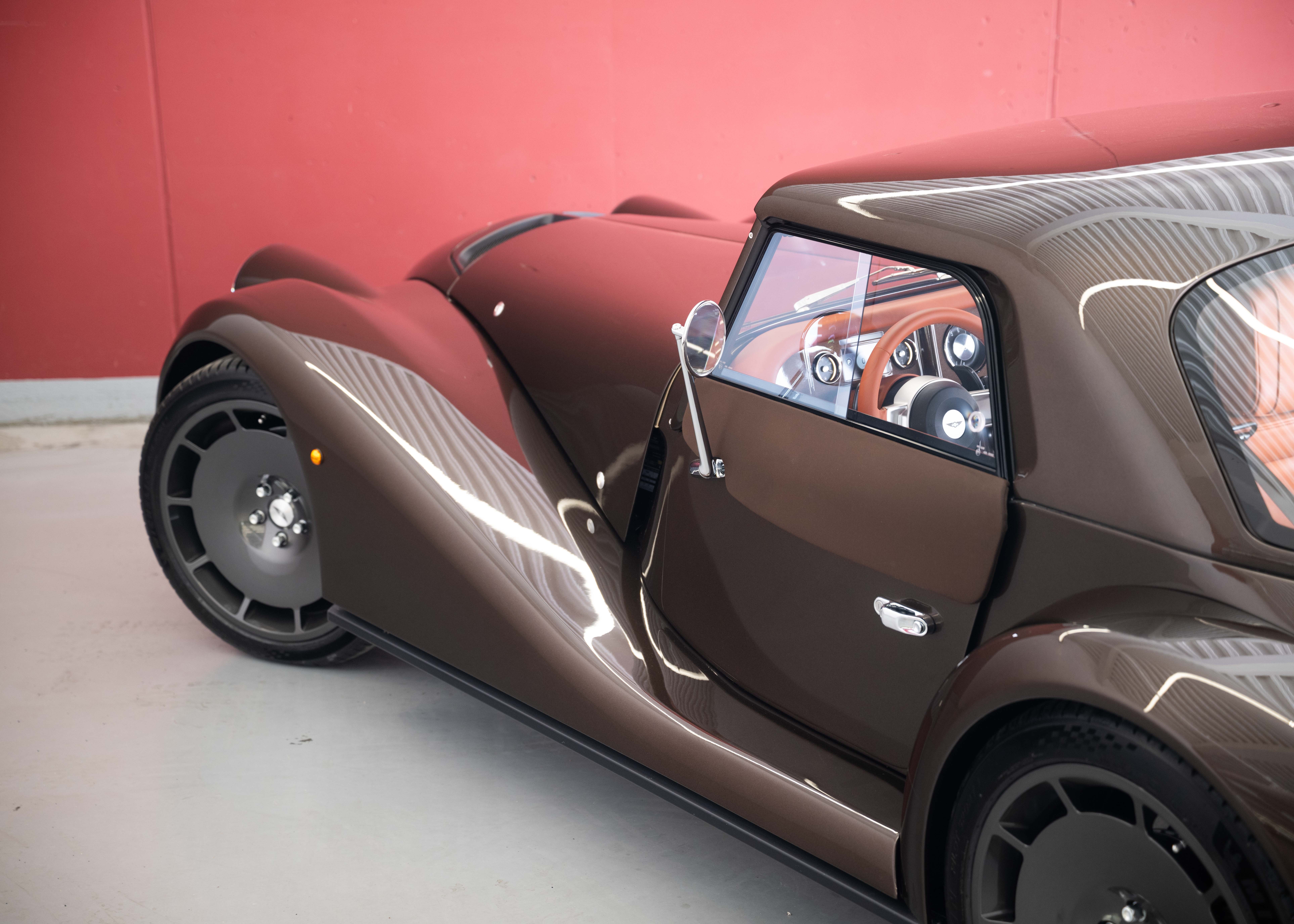 Image MORGAN PLUS-SIX Supersport 3.0 Bespoke (Swiss new car, special custom paint, full options, 42-month factory warranty)