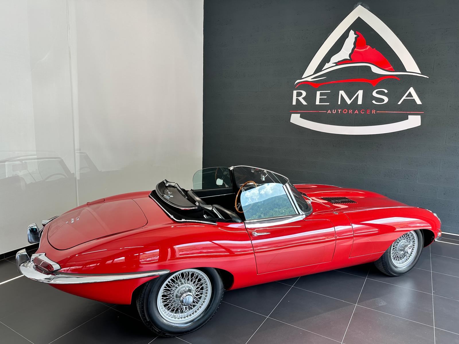 JAGUAR E-Type Cabriolet série 1.5 4.2-image-6