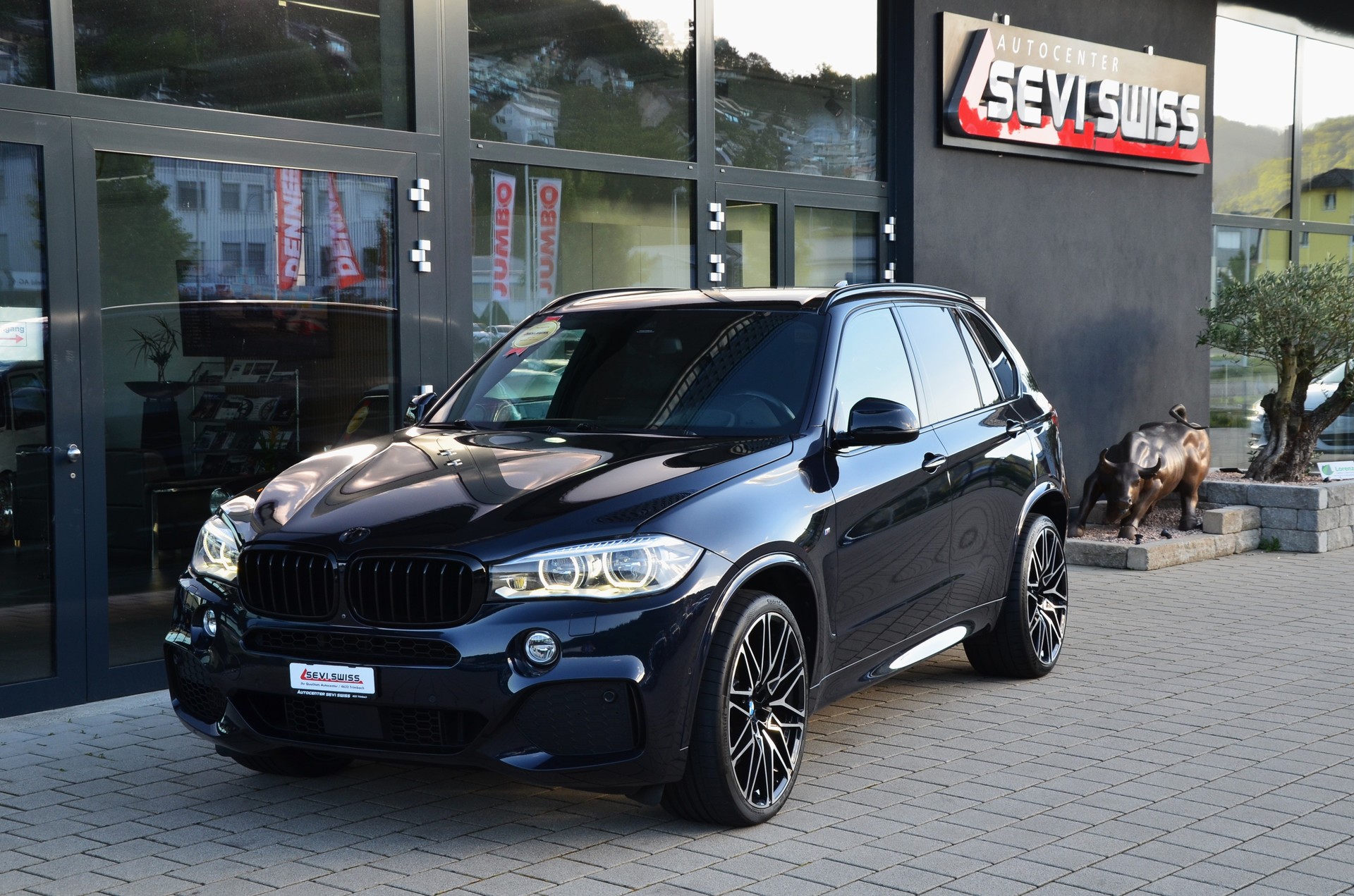 BMW X5 xDrive 50i Steptronic M-Sportpaket*Frisch ab MFK,1 Jahr oder 20000km Garantie*-image-6