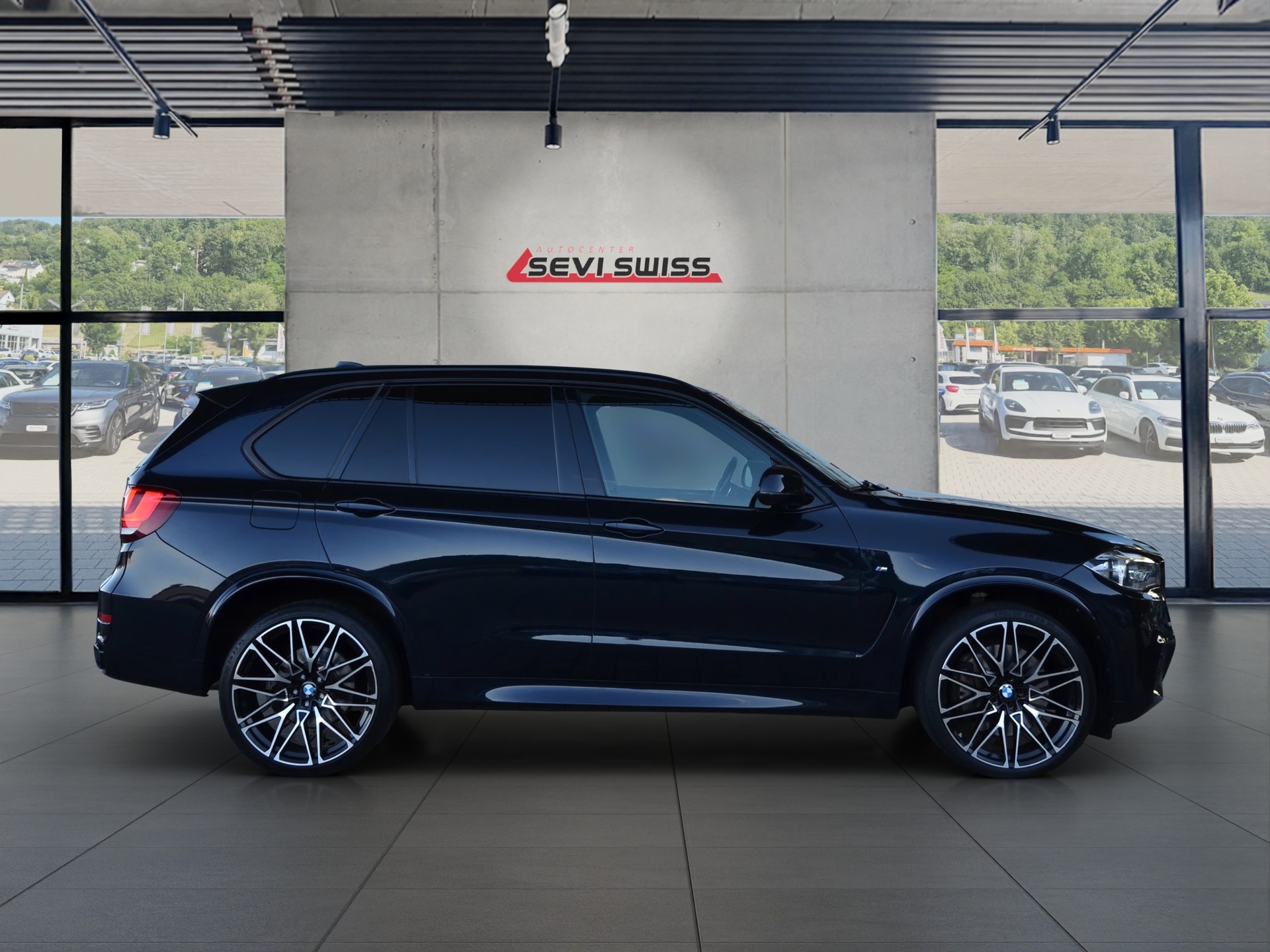 BMW X5 xDrive 50i Steptronic M-Sportpaket*Frisch ab MFK,1 Jahr oder 20000km Garantie*-image-1