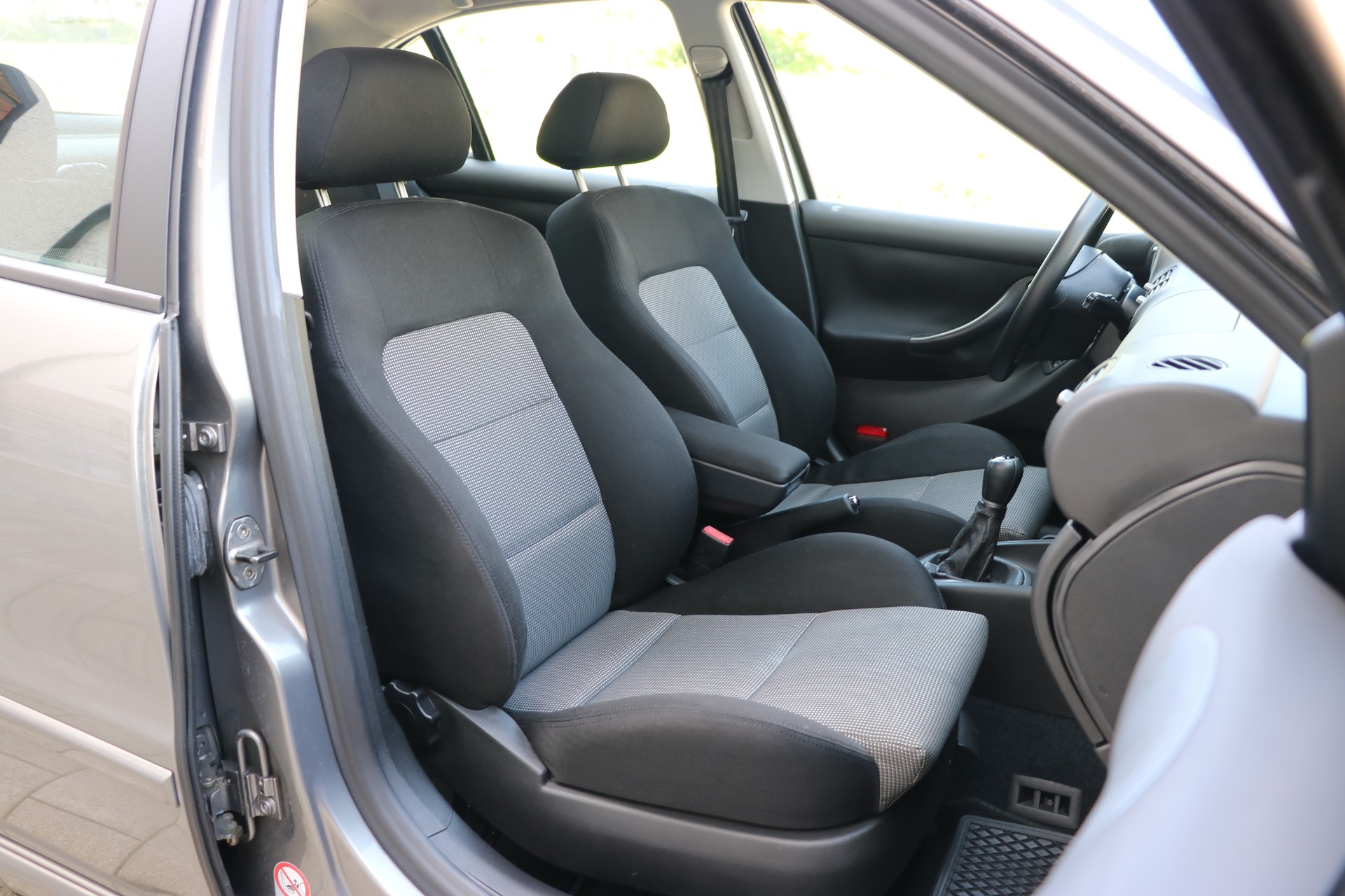 SEAT Leon 1.9 TDI Formula Racing-image-10