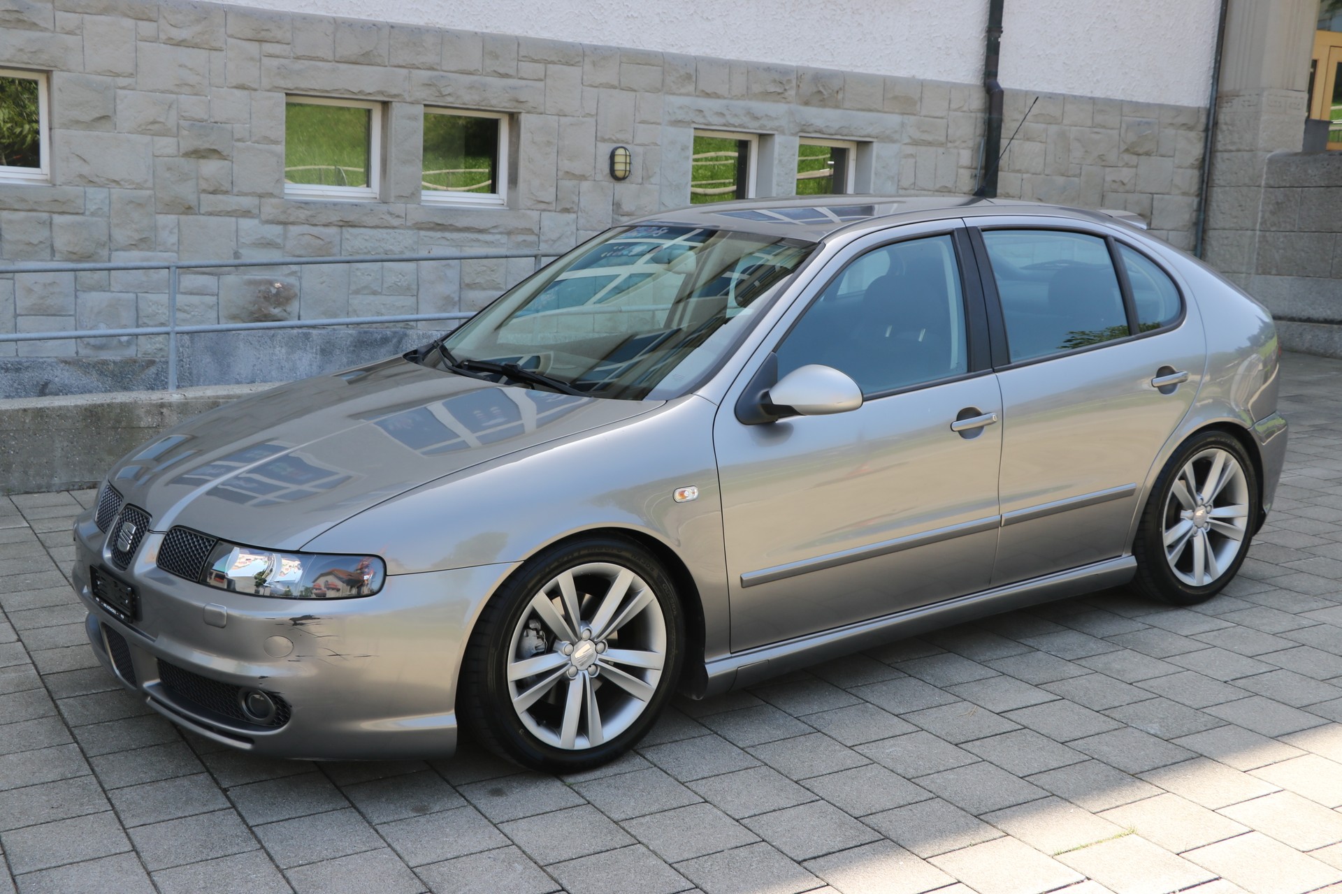 SEAT Leon 1.9 TDI Formula Racing-image-2